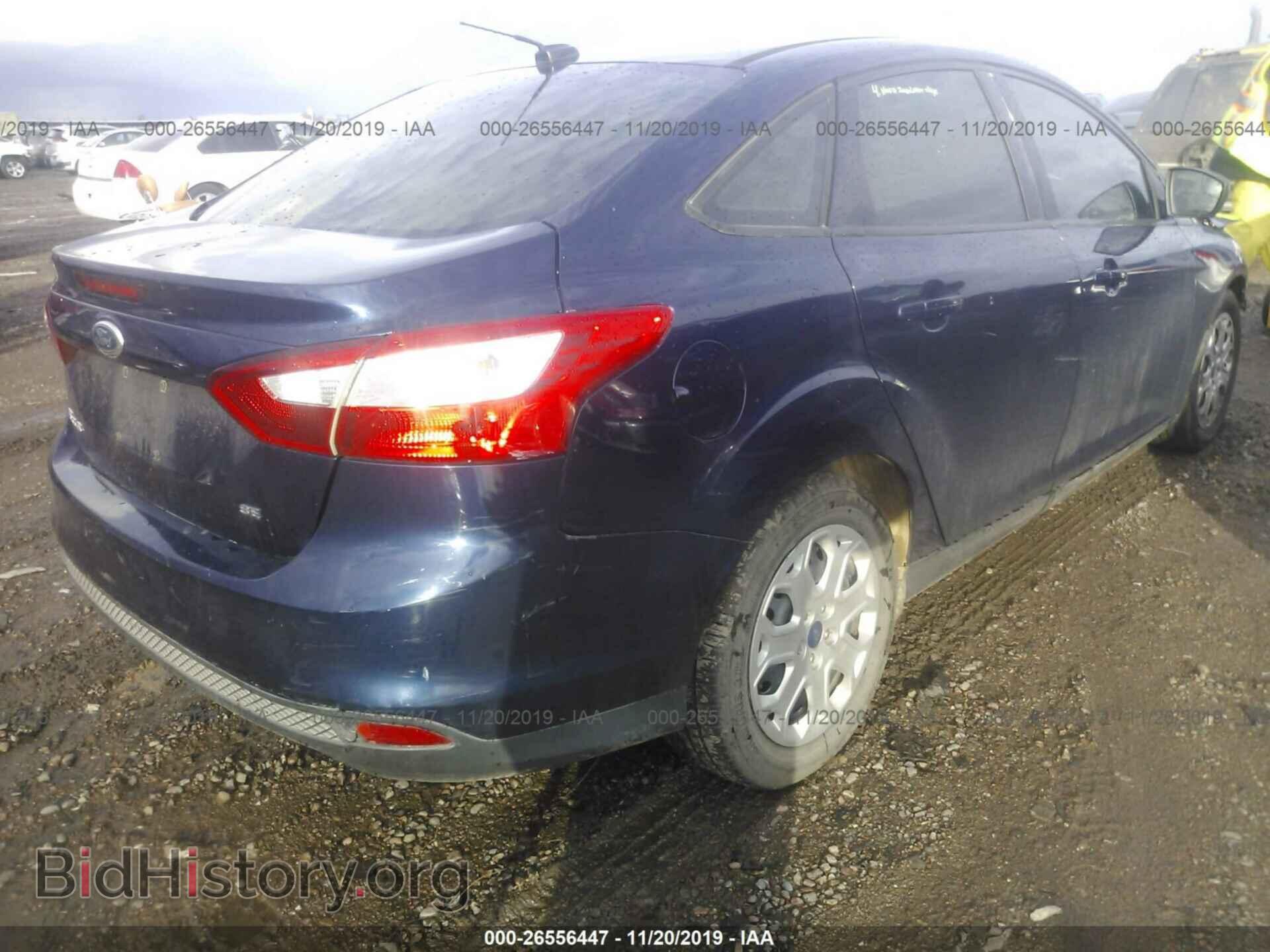 2012 Ford Focus - VIN: 1FAHP3F29CL140582 - Photo 4