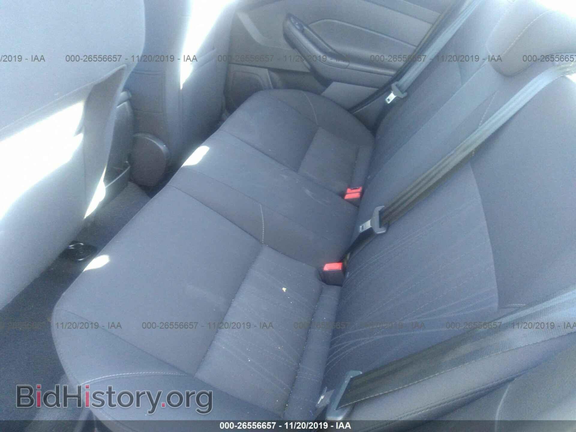 2017 Ford Focus - VIN: 1FADP3F24HL231121 - Photo 8
