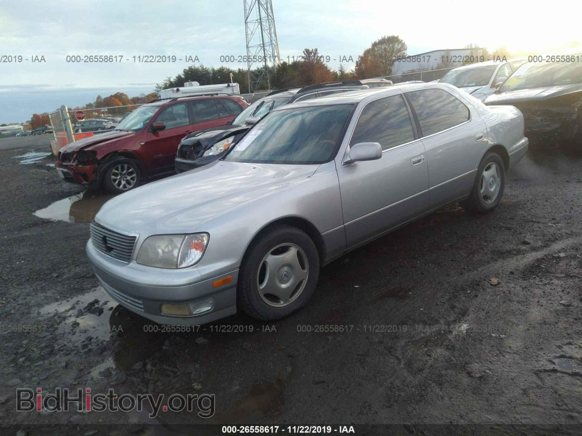 2000 LEXUS LS - VIN: JT8BH28F3Y0169106 - Photo 2