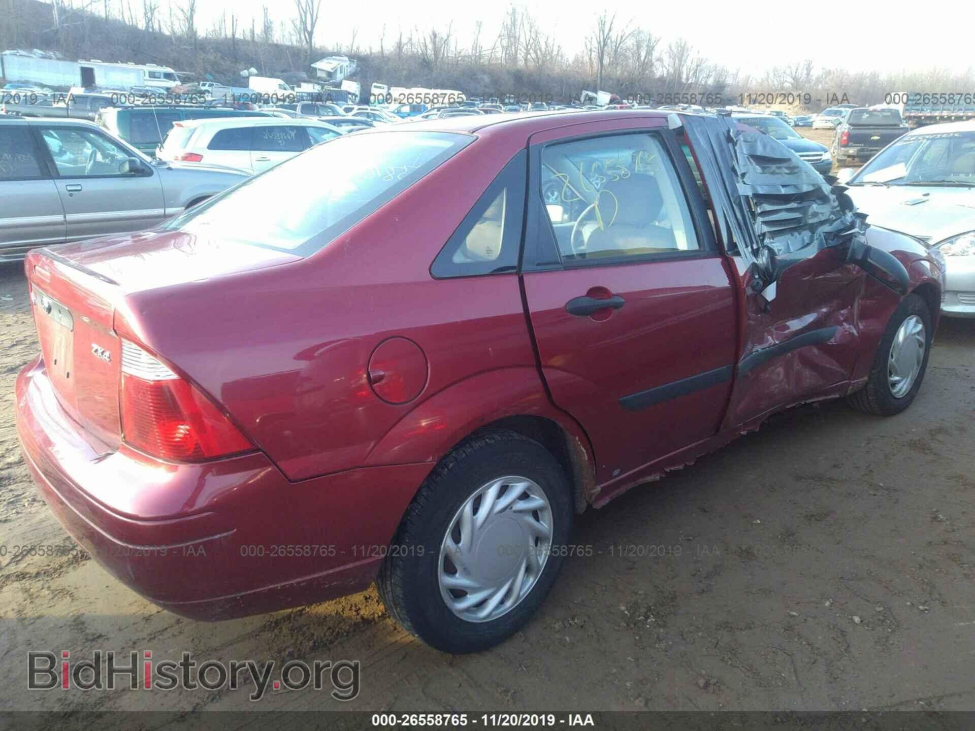 2005 FORD FOCUS - VIN: 1FAFP34N55W111909 - Фото 4