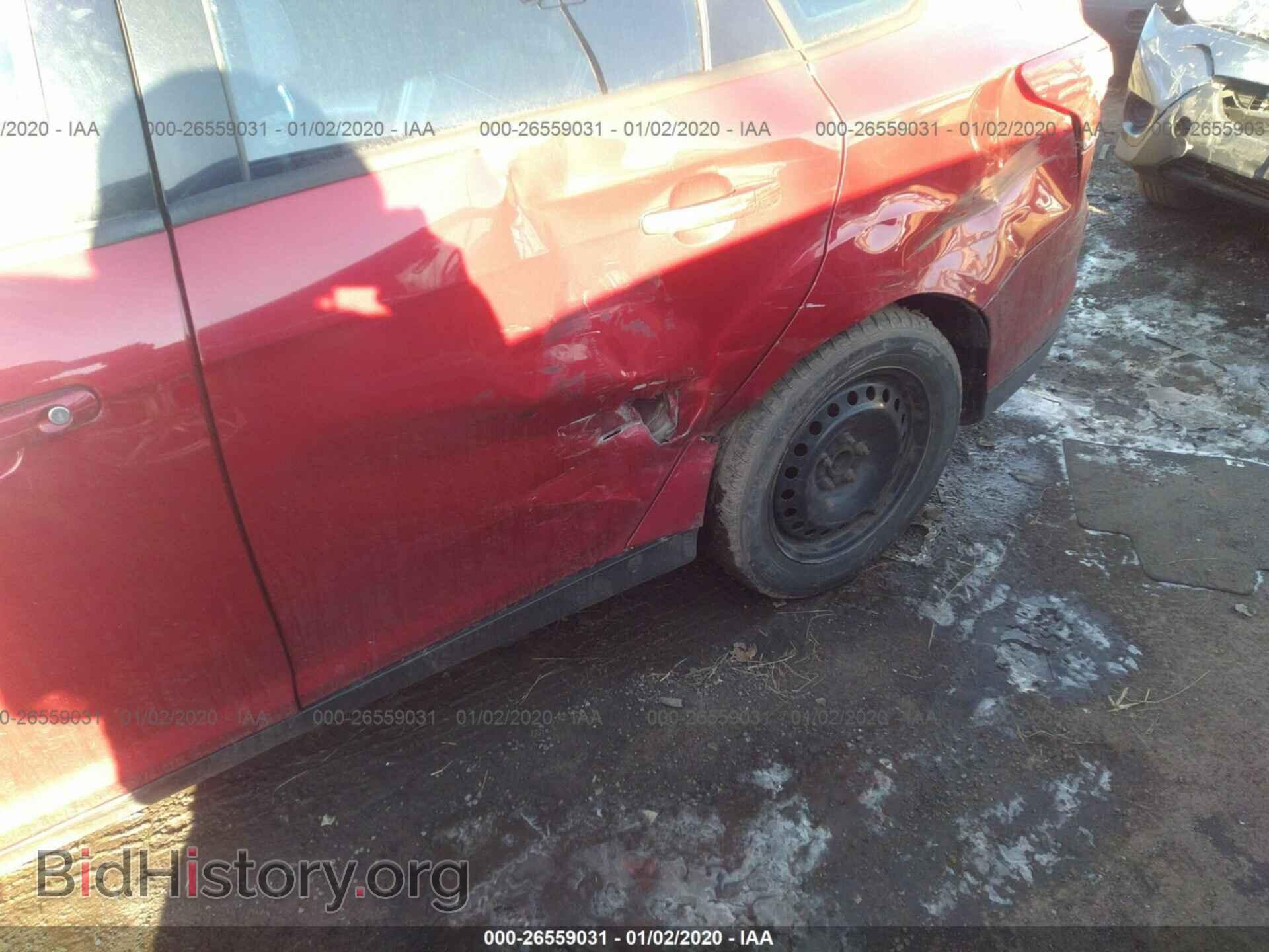 2012 Ford Focus - VIN: 1FAHP3F23CL347002 - Photo 6