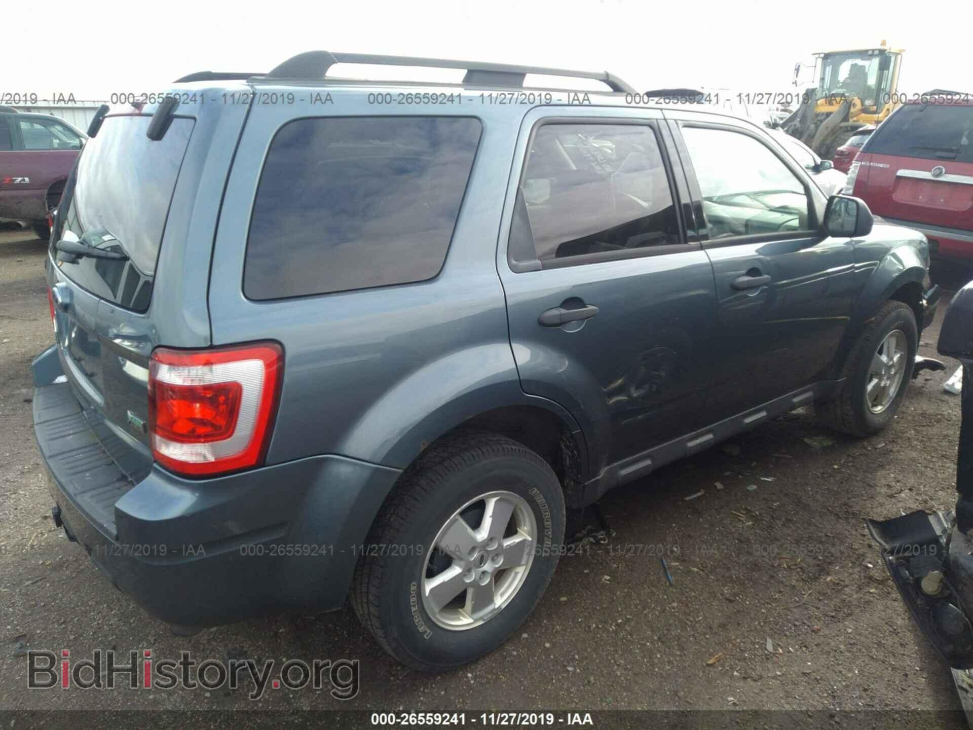 2011 FORD ESCAPE - VIN: 1FMCU9DG2BKB10824 - Photo 4