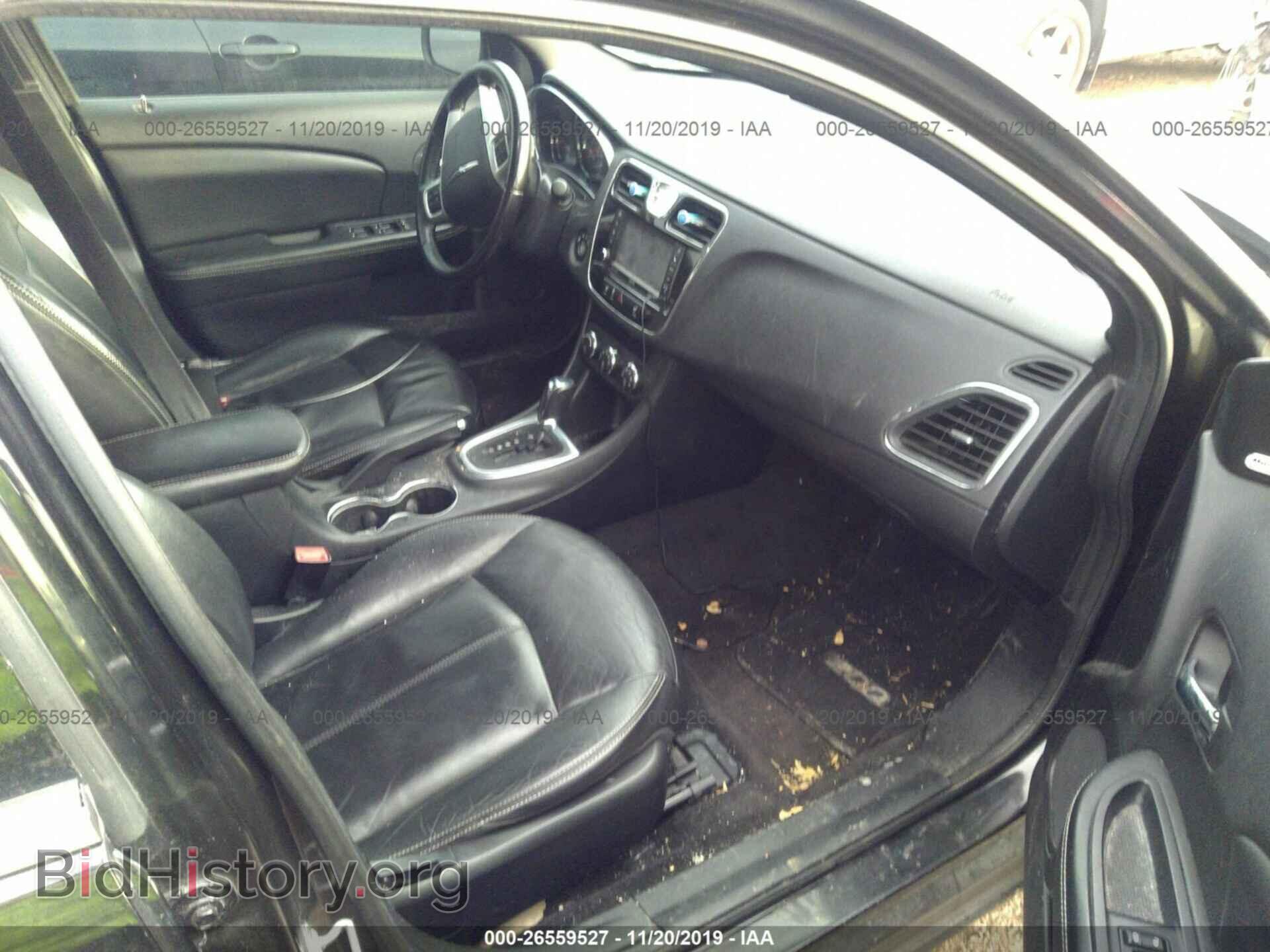 2011 CHRYSLER 200 - VIN: 1C3BC2FB2BN601005 - Photo 5