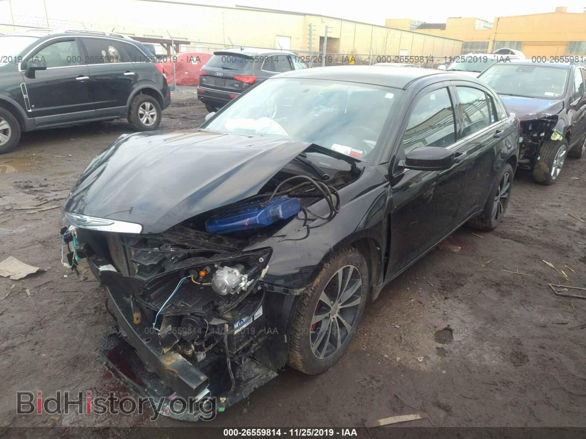 2013 CHRYSLER 200 - VIN: 1C3CCBBG8DN716653 - Фото 2
