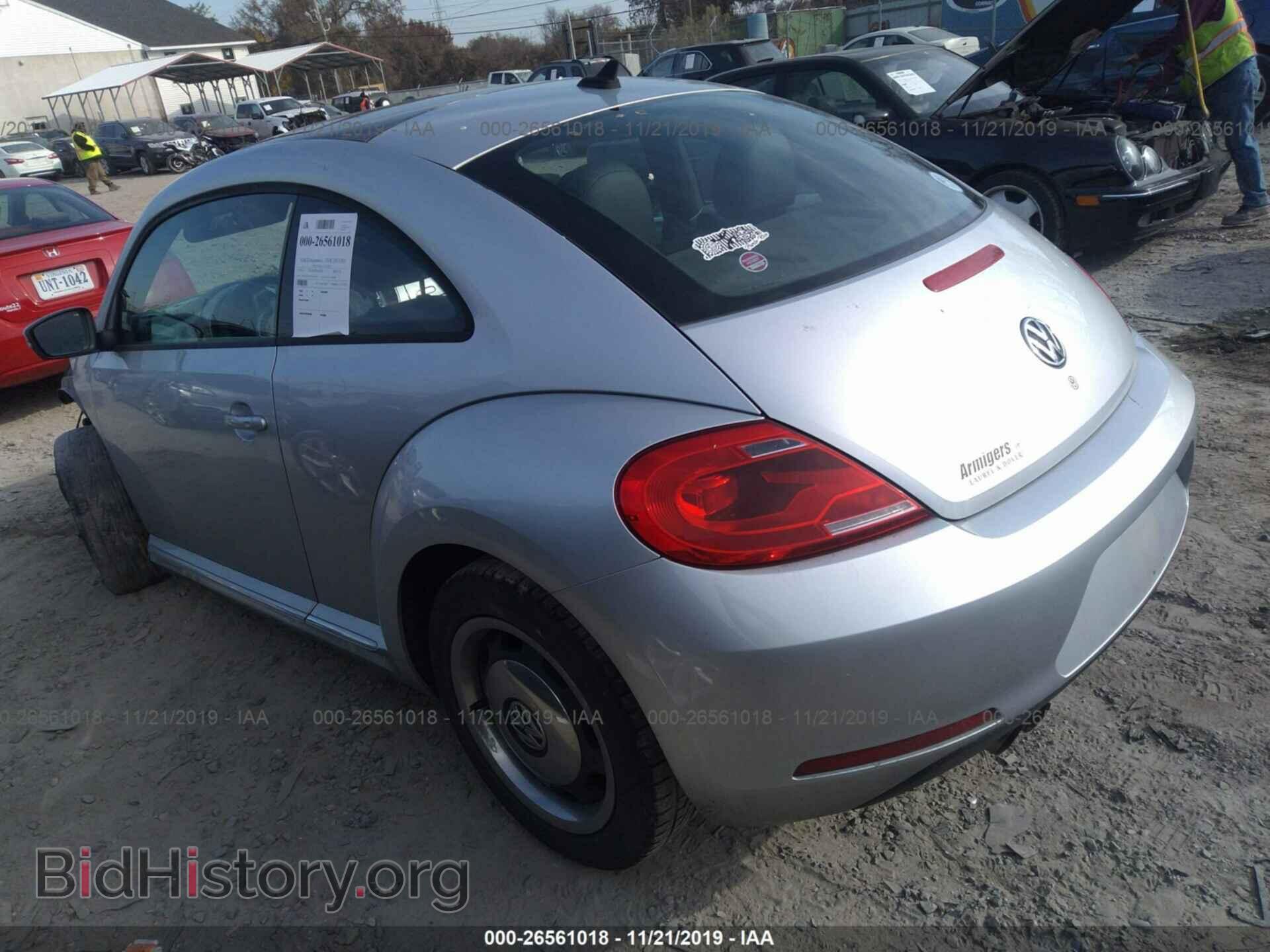 2012 VOLKSWAGEN BEETLE - VIN: 3VWJP7ATXCM612383 - Фото 3