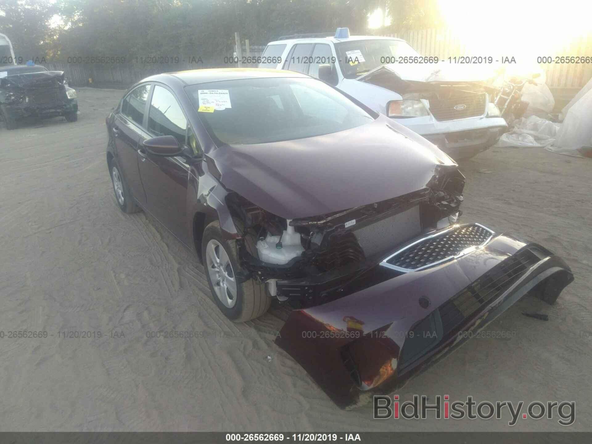 Photo 3KPFL4A79JE270017 - KIA FORTE 2018