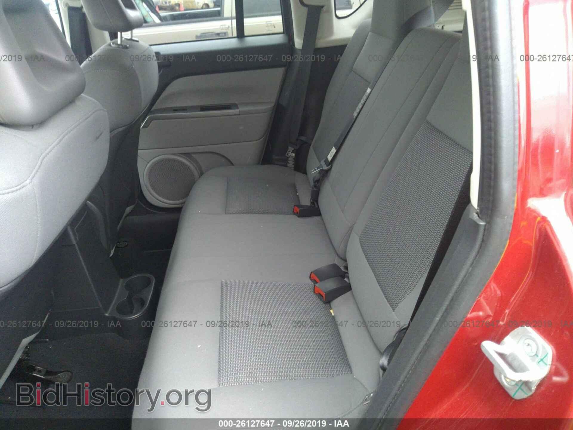 2019 CHRYSLER 300 - VIN: 2C3CCAEG7KH693572 - Фото 8
