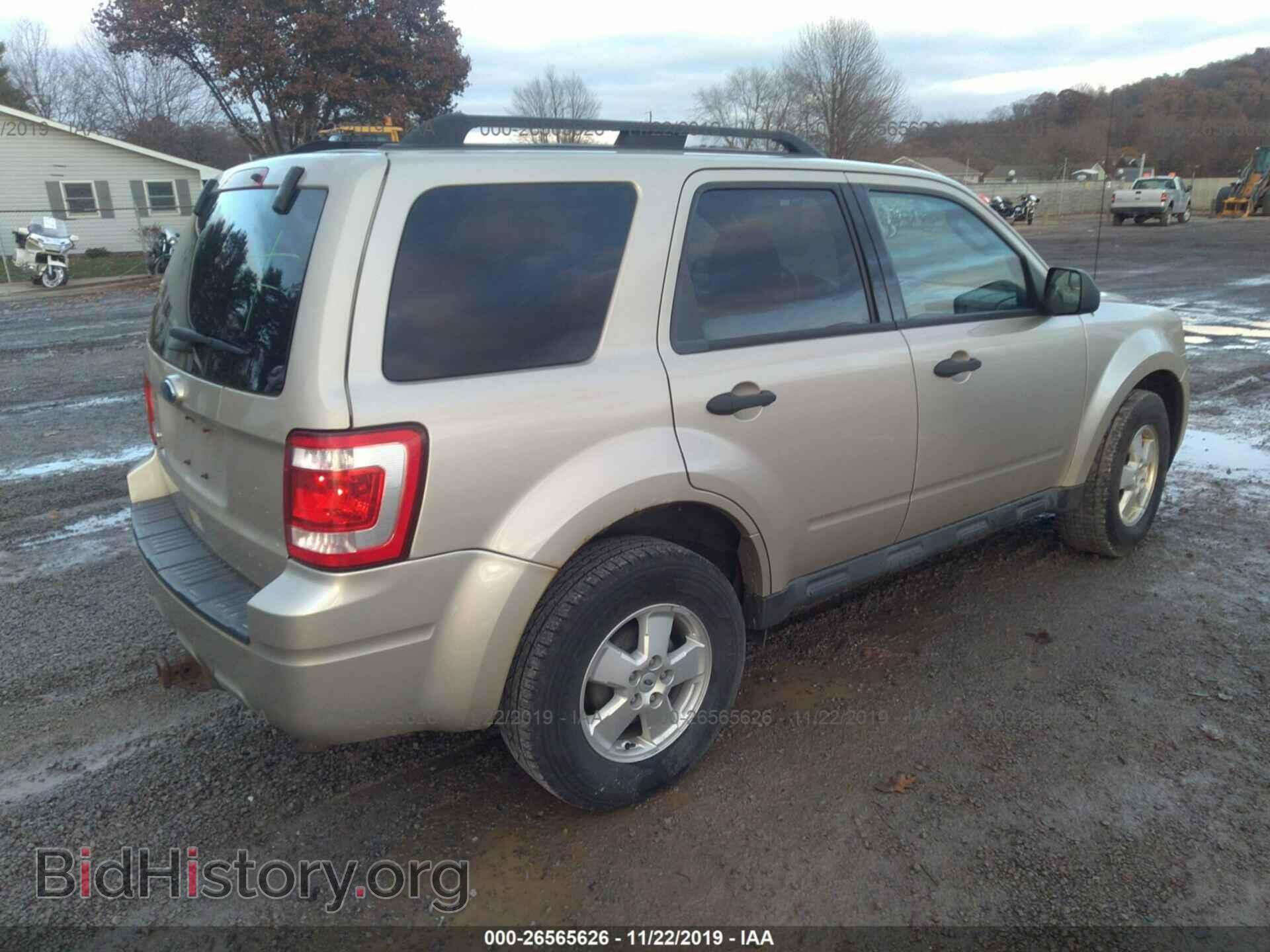 2011 FORD ESCAPE - VIN: 1FMCU9D73BKB74273 - Фото 4
