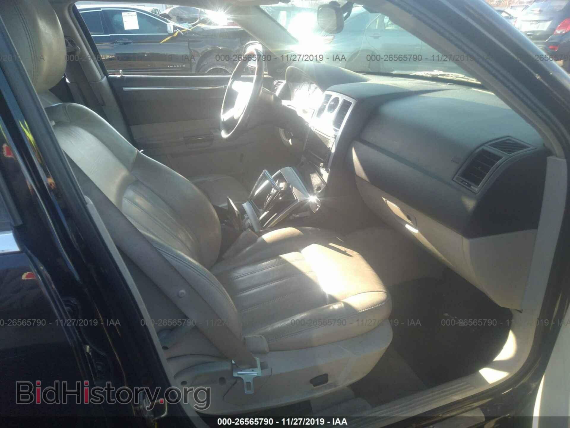 2005 CHRYSLER 300C - VIN: 2C3AA63H45H673726 - Фото 5