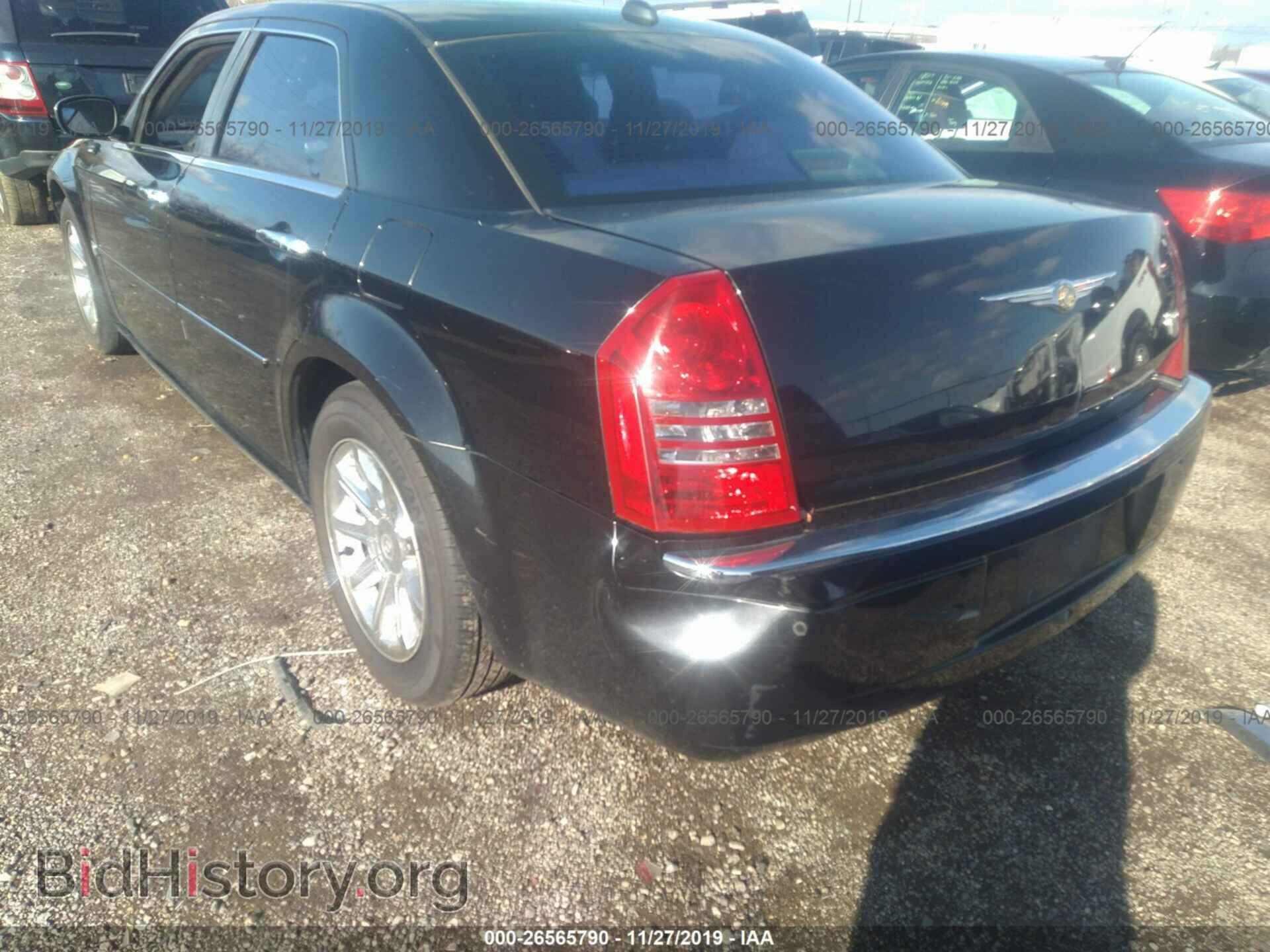 2005 CHRYSLER 300C - VIN: 2C3AA63H45H673726 - Фото 6