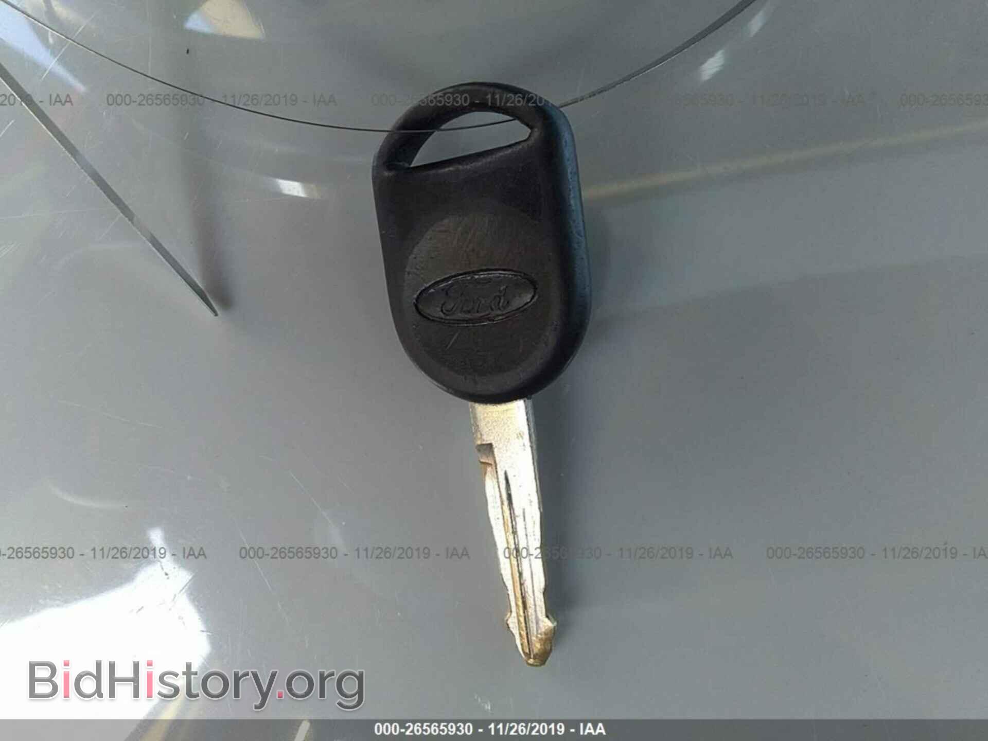 2006 Ford Focus - VIN: 1FAFP36N76W158065 - Фото 11