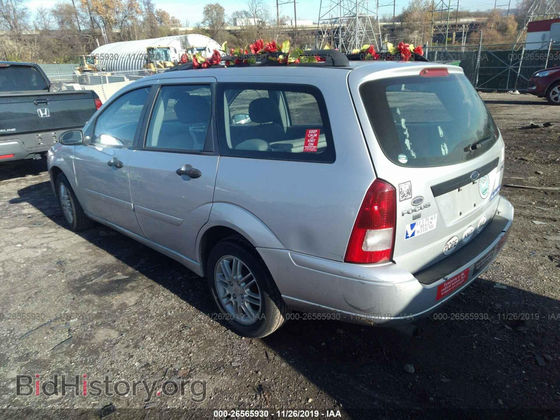 2006 Ford Focus - VIN: 1FAFP36N76W158065 - Фото 3