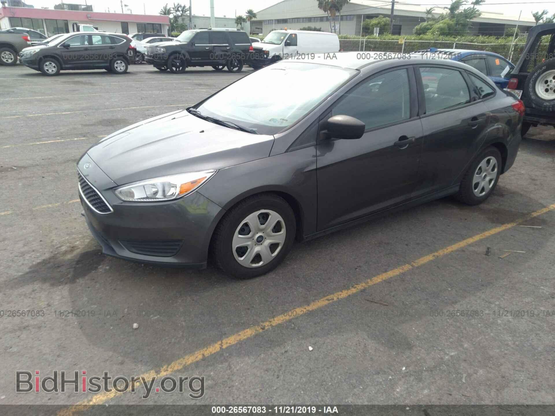 2016 Ford Focus - VIN: 1FADP3E27GL203538 - Фото 2