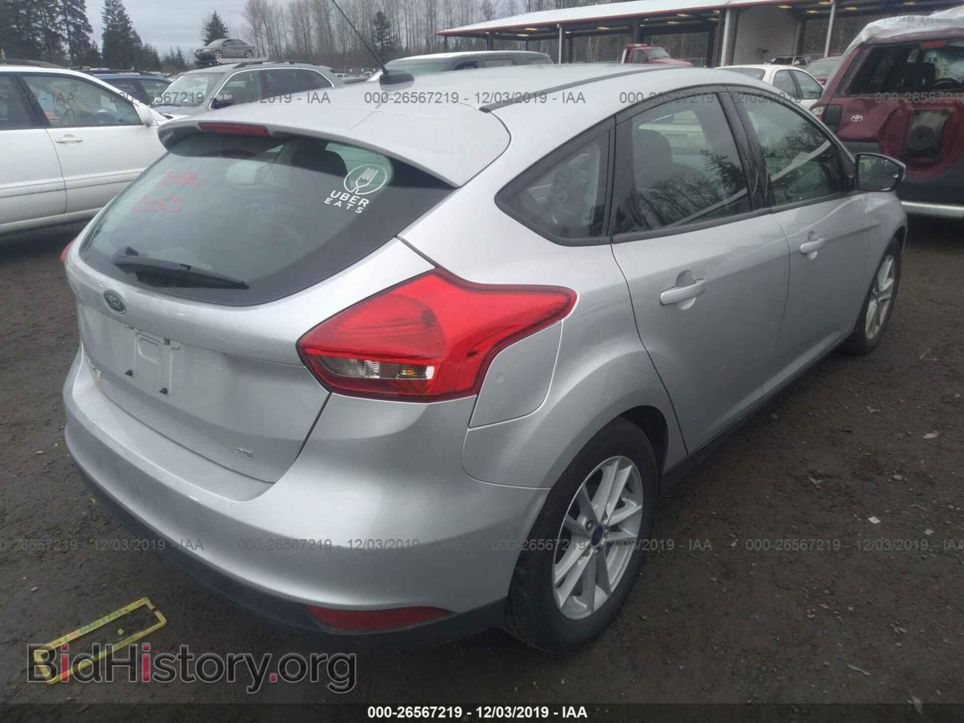 2017 Ford Focus - VIN: 1FADP3K26HL333610 - Фото 4