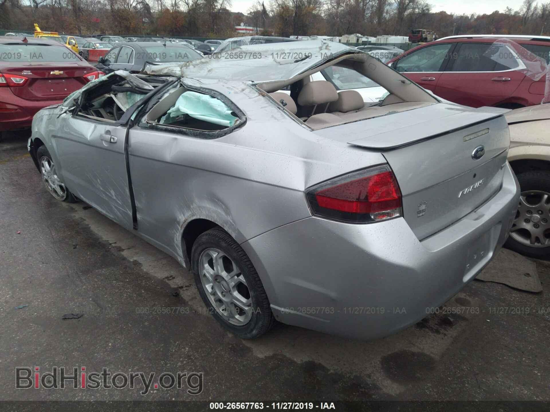 2009 FORD FOCUS - VIN: 1FAHP32N19W207618 - Фото 3
