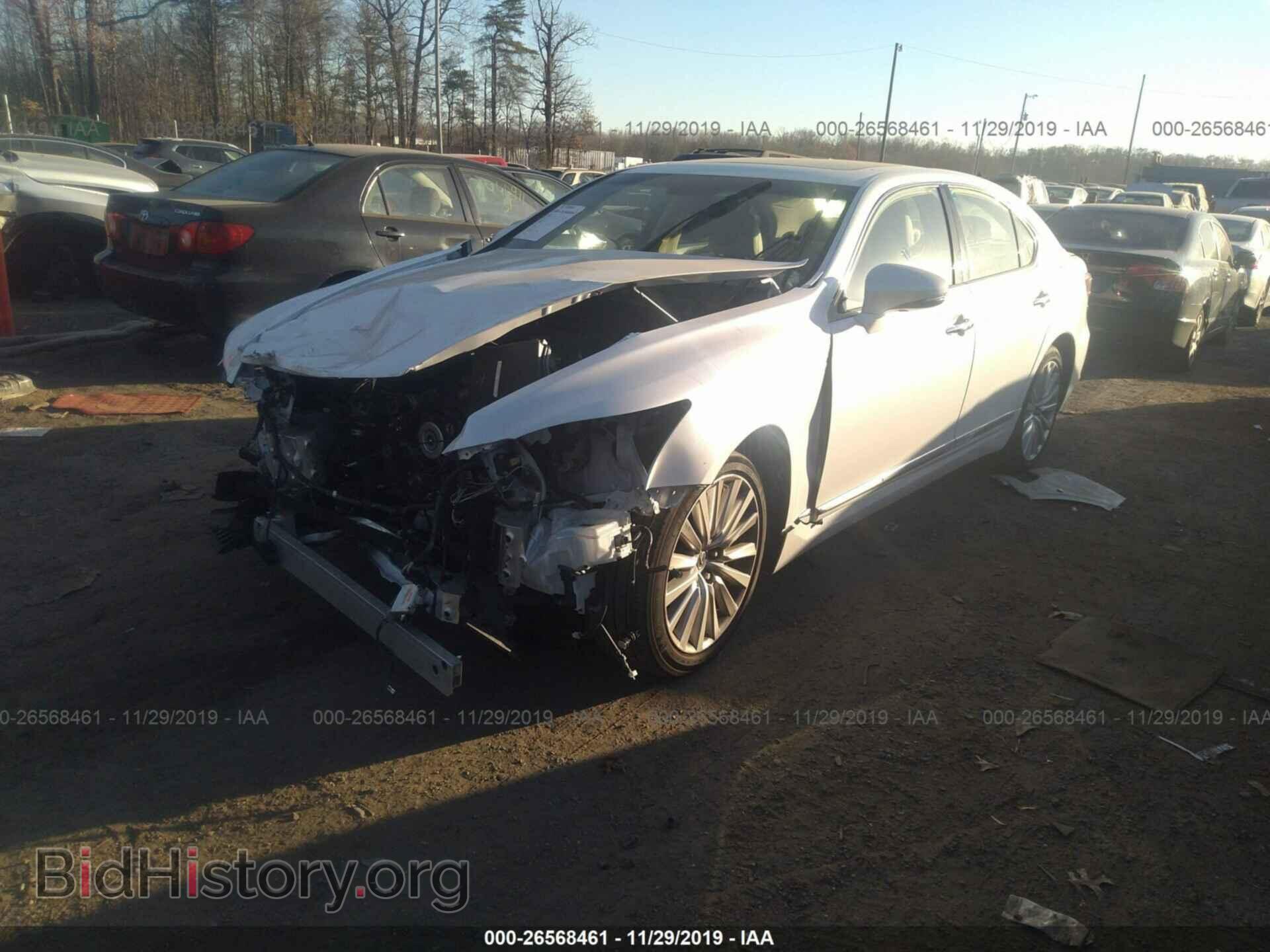 2017 LEXUS LS - VIN: JTHCL5EF1H5028532 - Photo 2