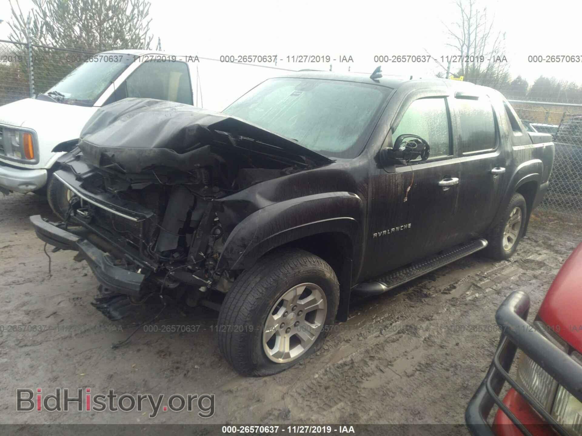 2010 CHEVROLET AVALANCHE - VIN: 3GNVKFE06AG102726 - Фото 2