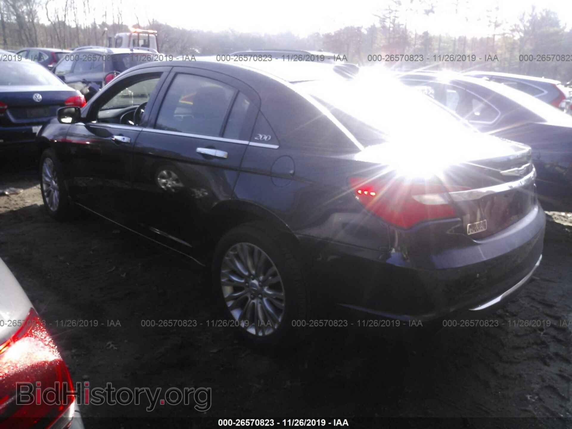 2012 Chrysler 200 - VIN: 1C3CCBCBXCN164865 - Photo 3