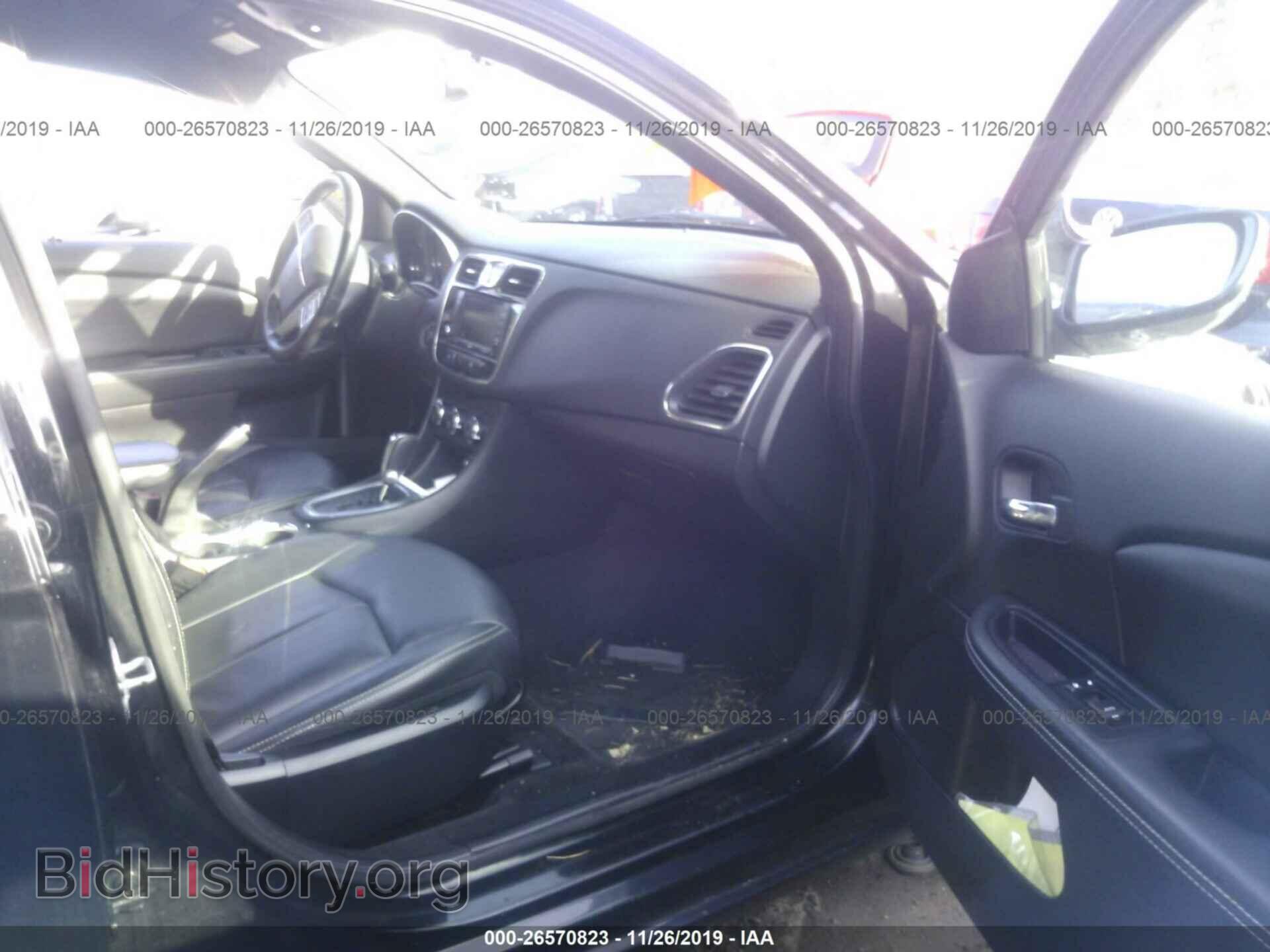 2012 Chrysler 200 - VIN: 1C3CCBCBXCN164865 - Photo 5