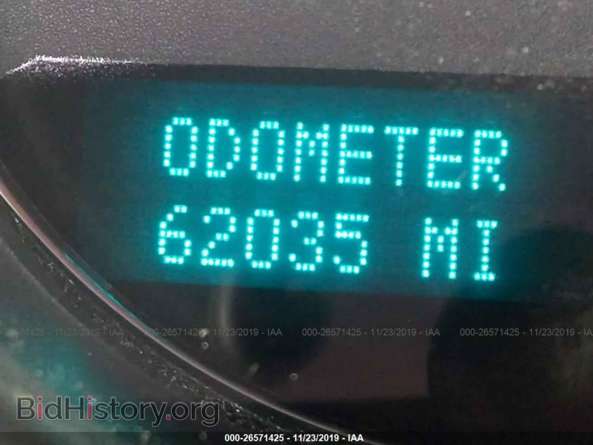 2011 GMC YUKON - VIN: 1GKS2CE05BR156101 - Photo 7