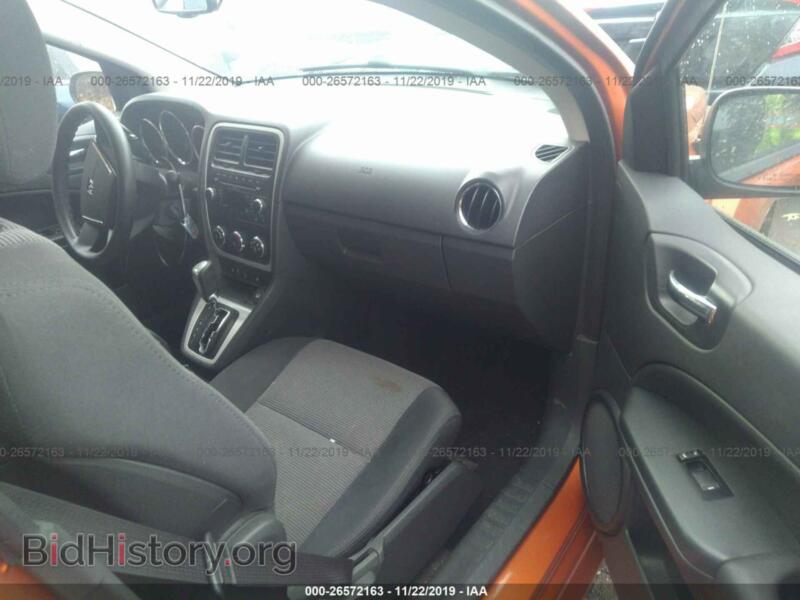 2011 Dodge CALIBER (VIN 1B3CB3HA6BD298167) — photo 5 of 10