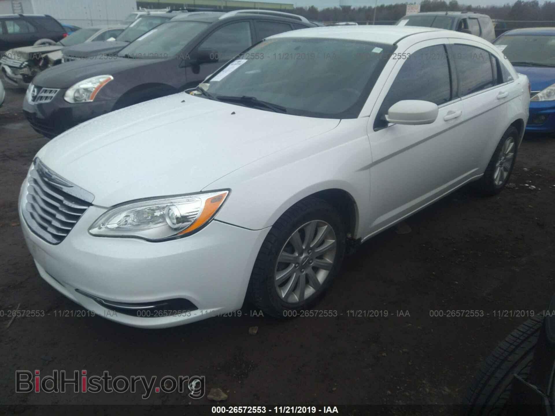 2013 CHRYSLER 200 - VIN: 1C3CCBBB7DN575594 - Photo 2