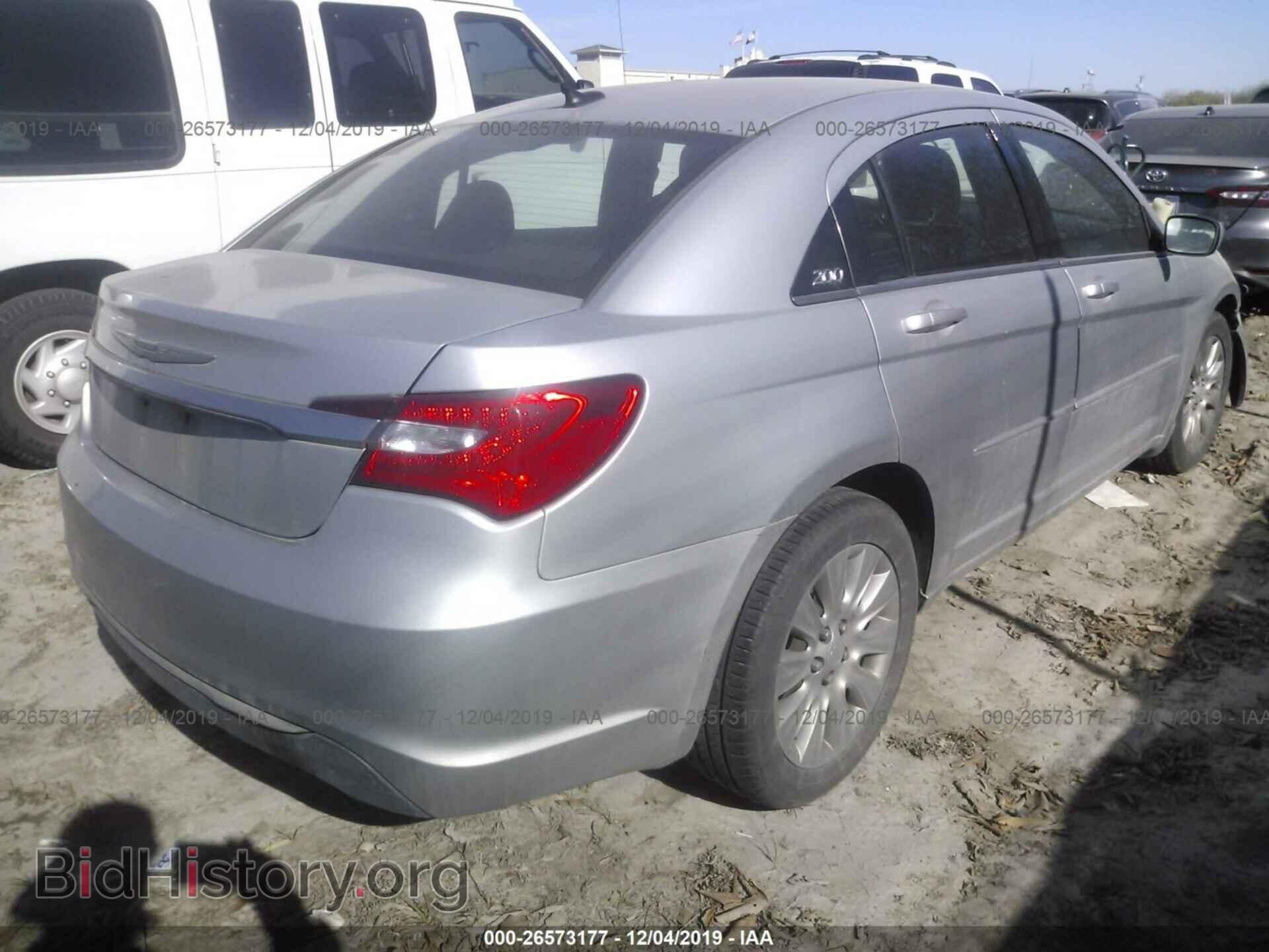 2012 CHRYSLER 200 - VIN: 1C3CCBAB8CN190528 - Photo 4