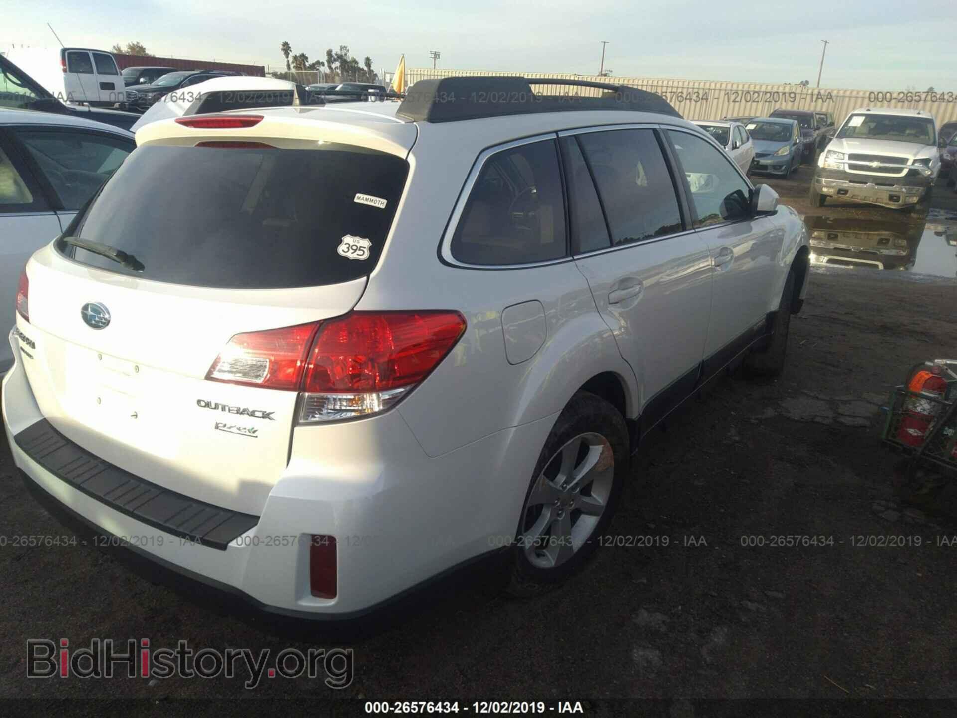2014 Subaru Outback - VIN: 4S4BRBCC8E3296015 - Фото 4