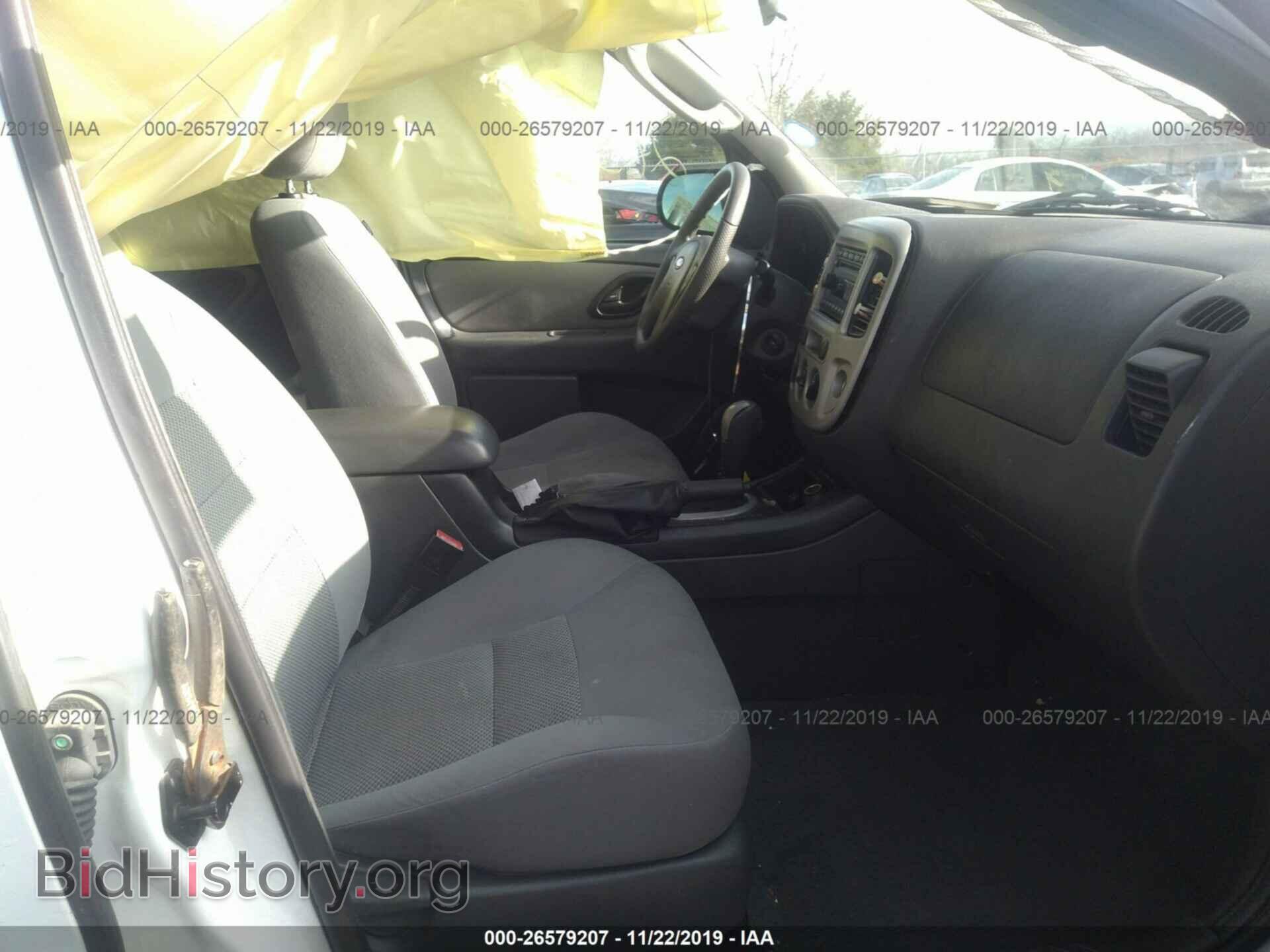 2006 Ford Escape - VIN: 1FMCU93156KB57087 - Фото 5