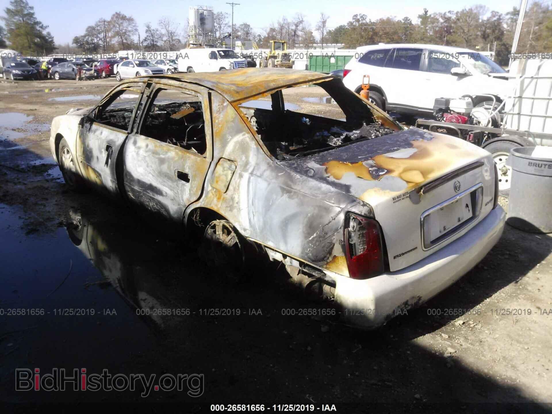 2003 CADILLAC DEVILLE - VIN: 1G6KD54Y63U192017 - Photo 3