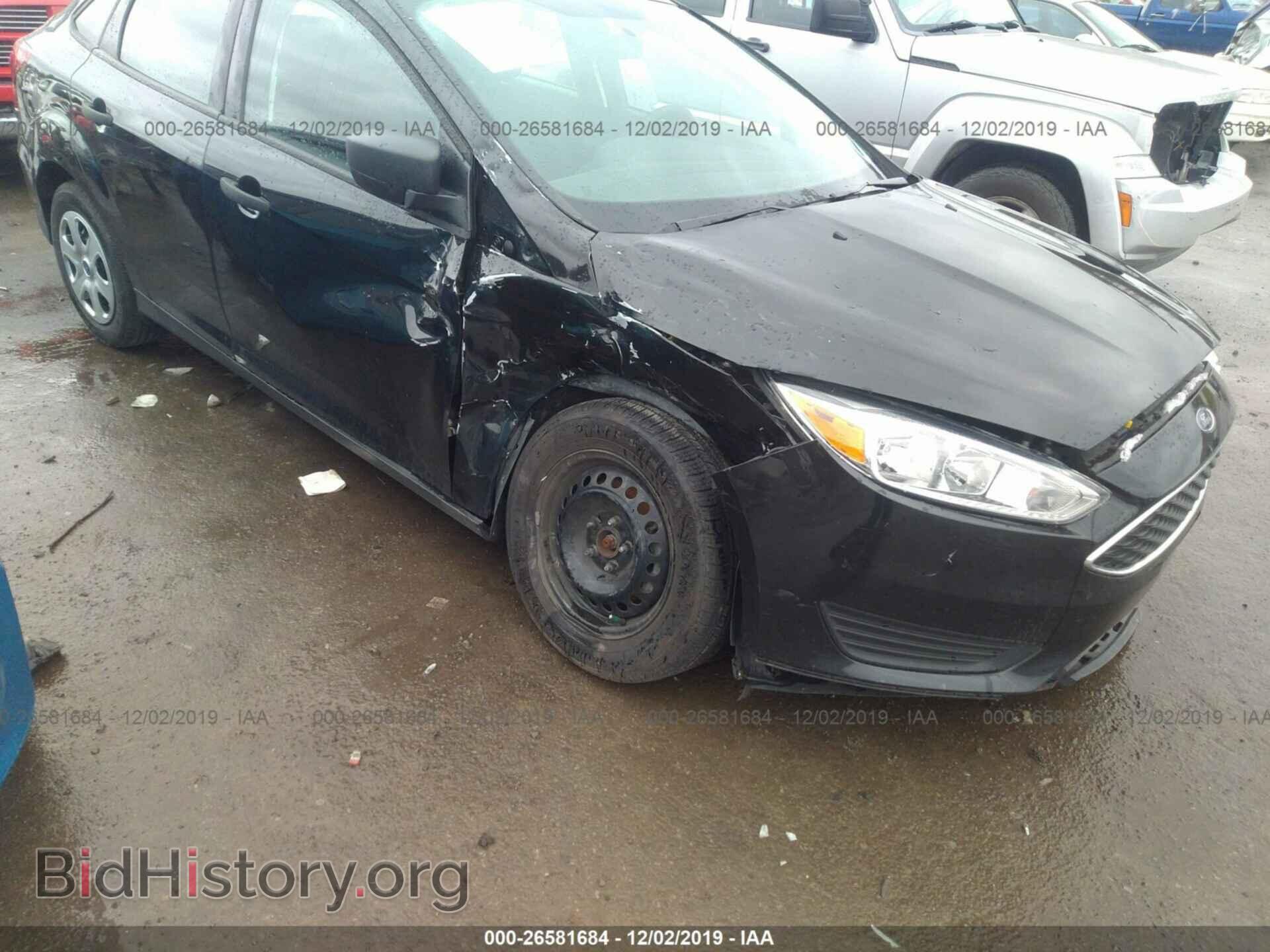 2015 Ford Focus - VIN: 1FADP3E25FL366400 - Photo 6