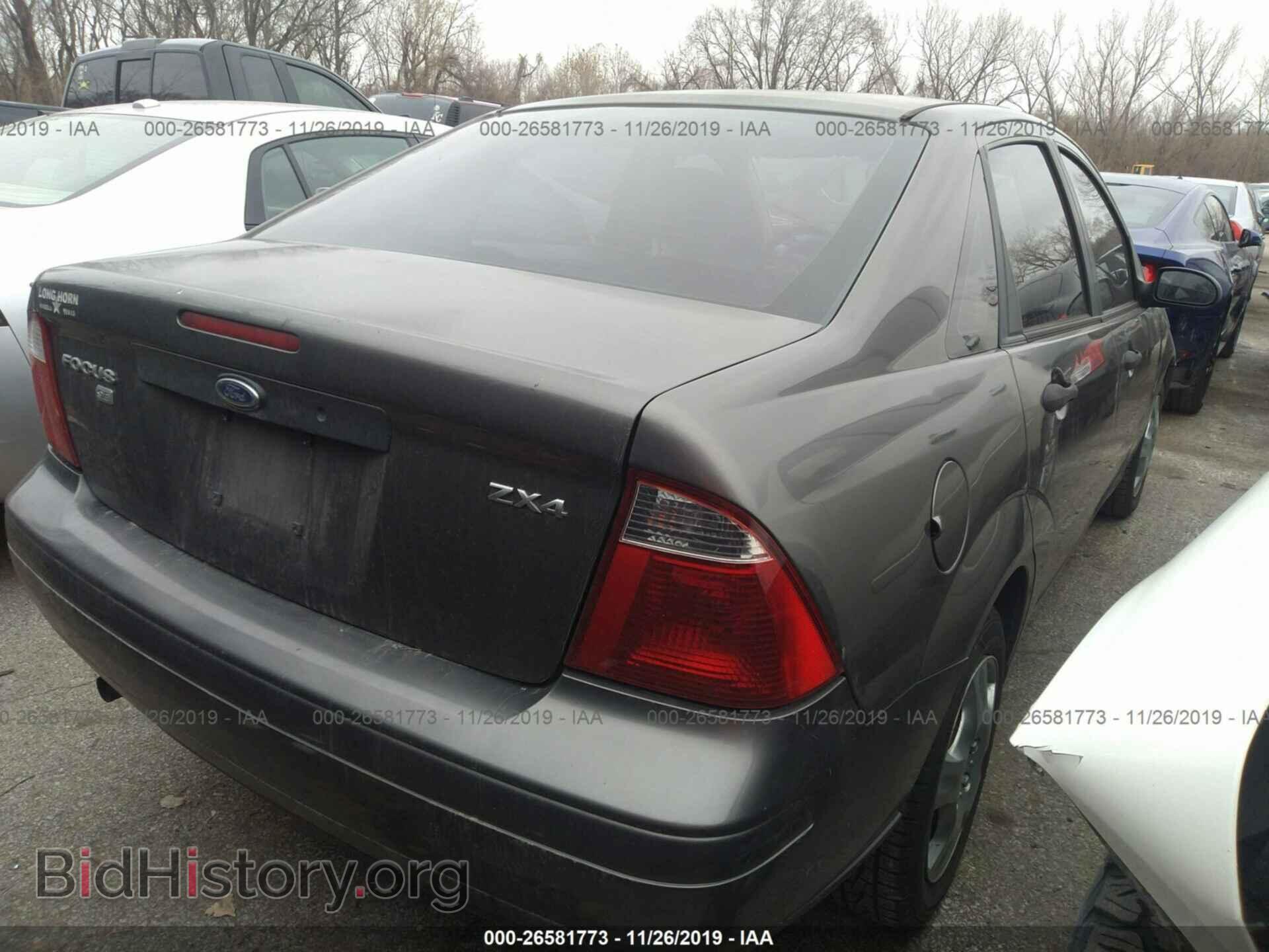 2006 FORD FOCUS - VIN: 1FAFP34N96W112644 - Фото 4