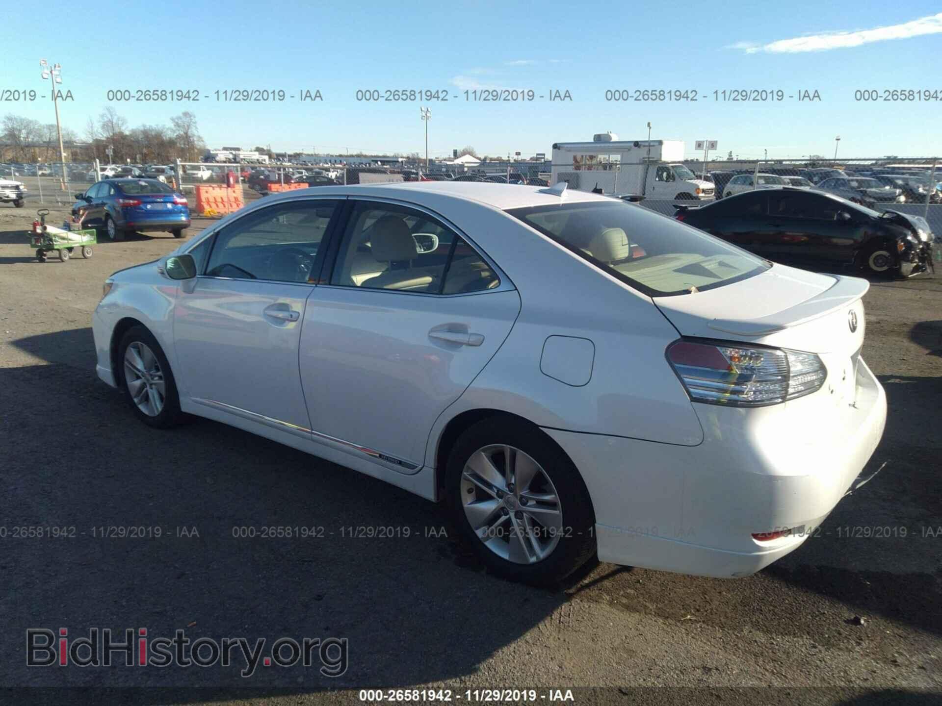 2011 LEXUS HS - VIN: JTHBB1BA7B2043819 - Фото 3