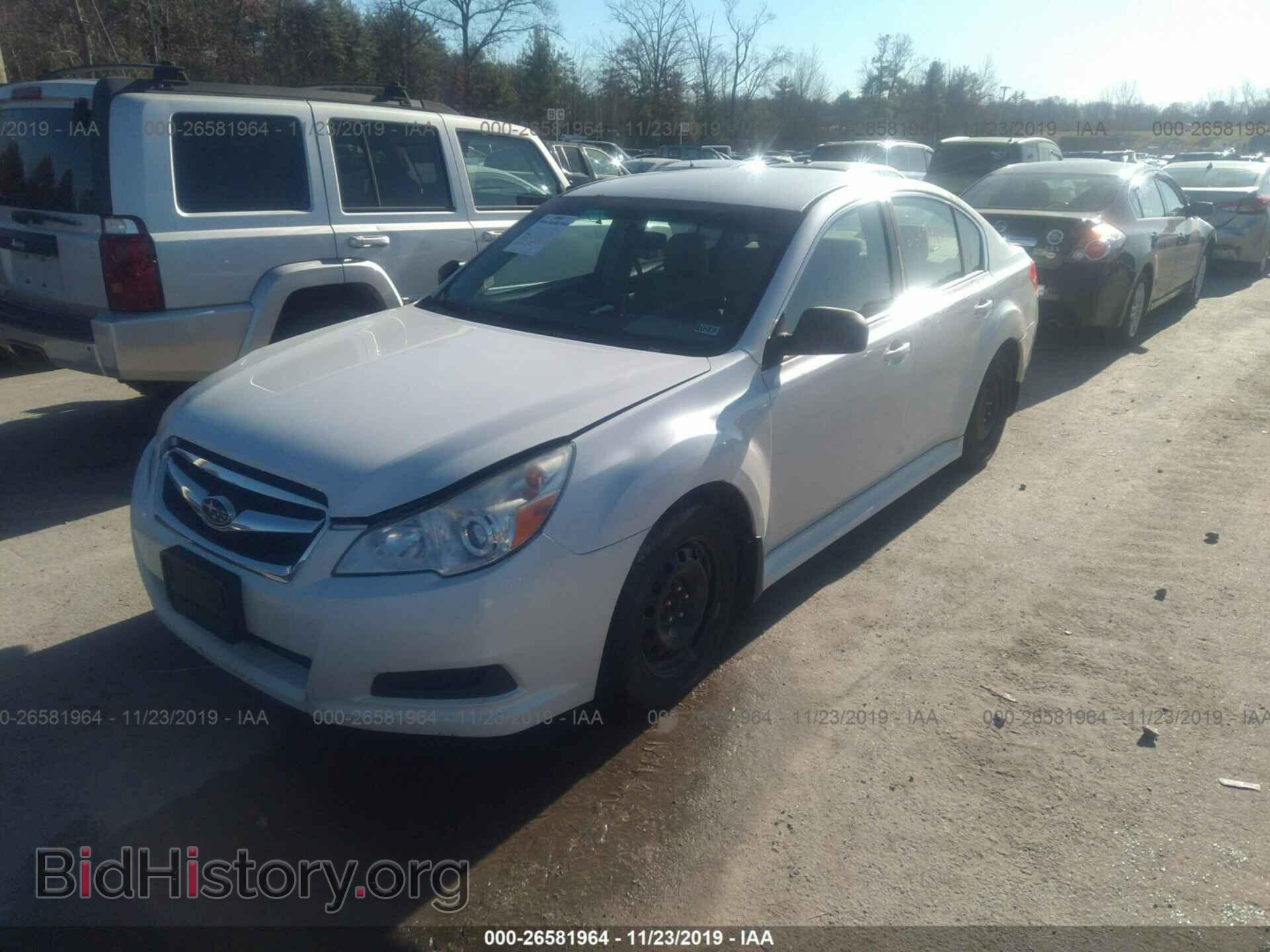 2011 SUBARU LEGACY - VIN: 4S3BMBA65B3257152 - Фото 2