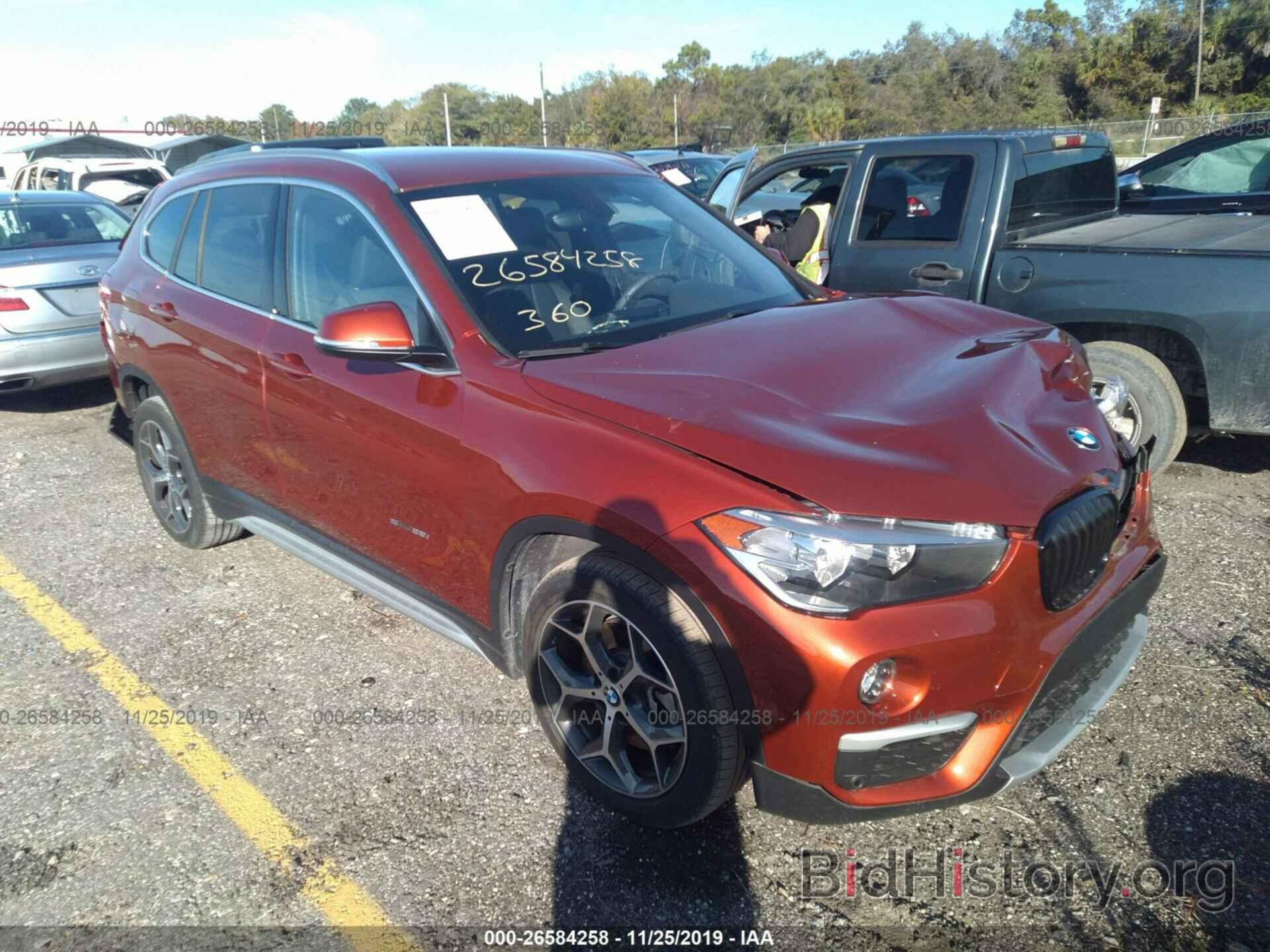 Photo WBXHU7C30J5L05155 - BMW X1 2018