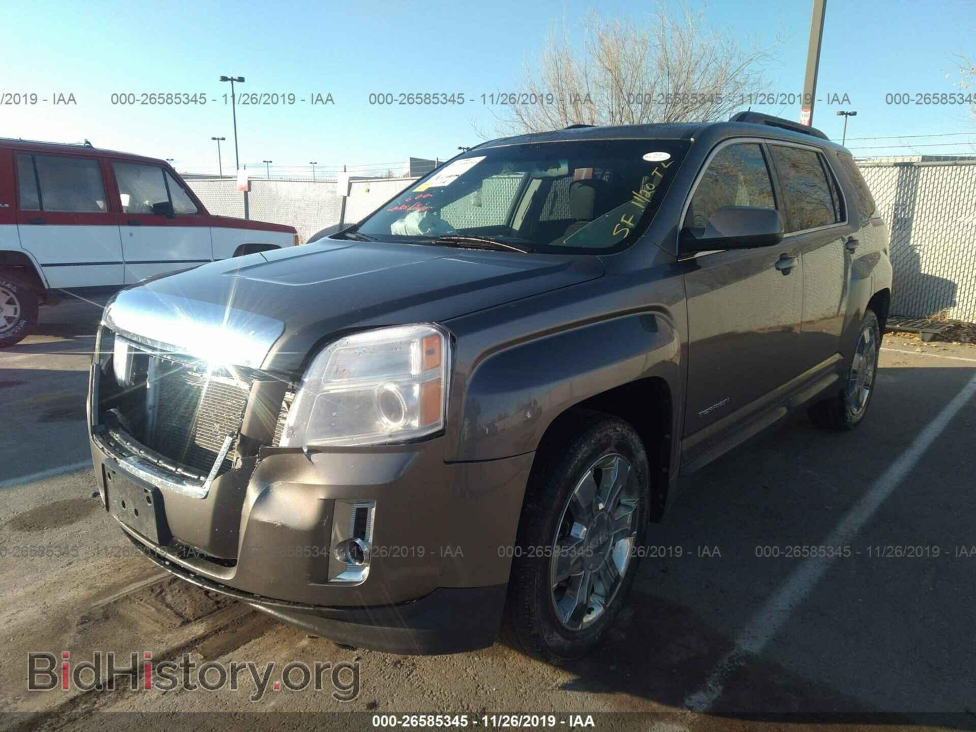 2011 GMC TERRAIN - VIN: 2CTFLTE54B6236124 - Photo 2
