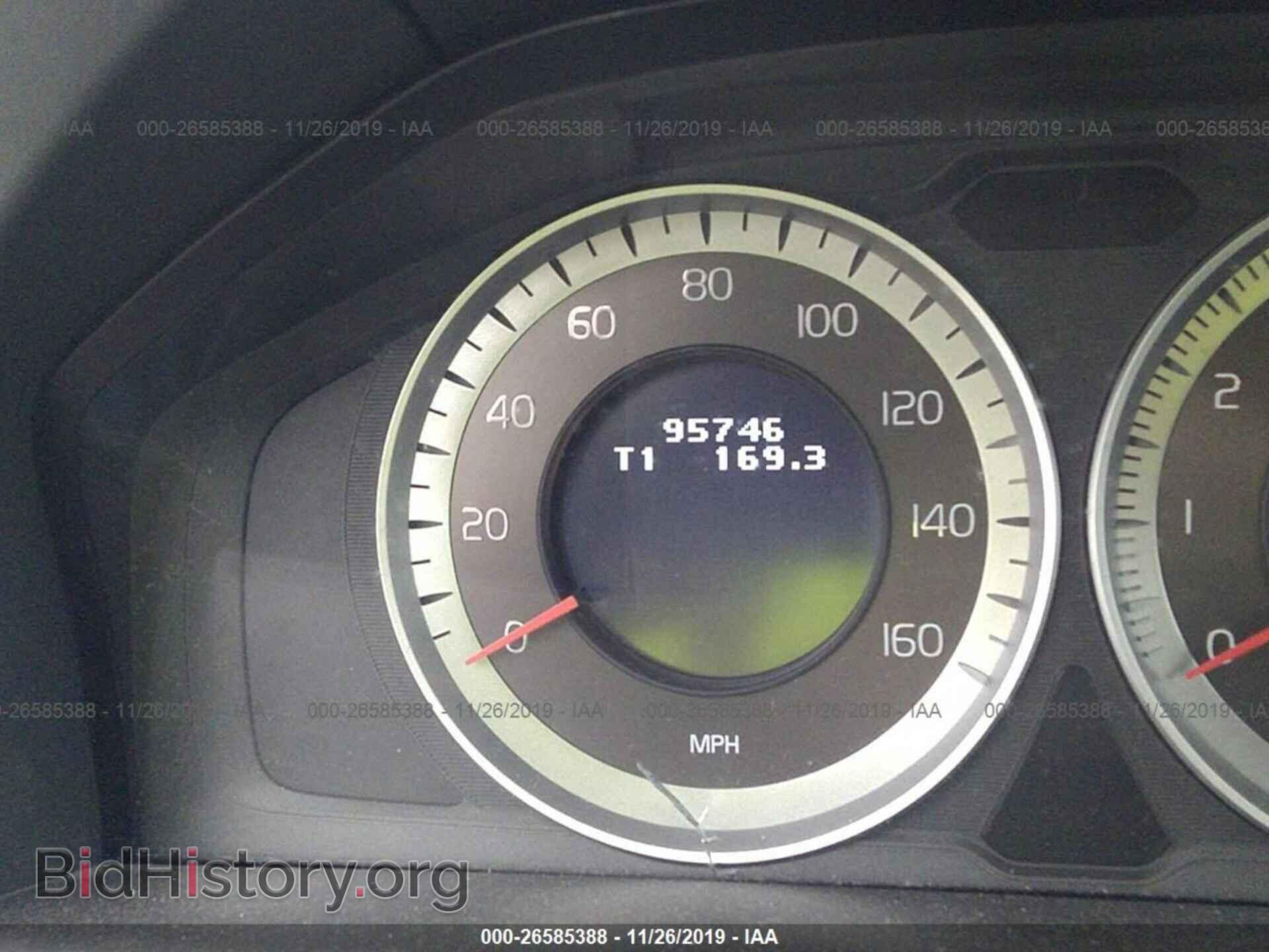 2013 VOLVO XC60 - VIN: YV4940DL2D2434010 - Фото 7