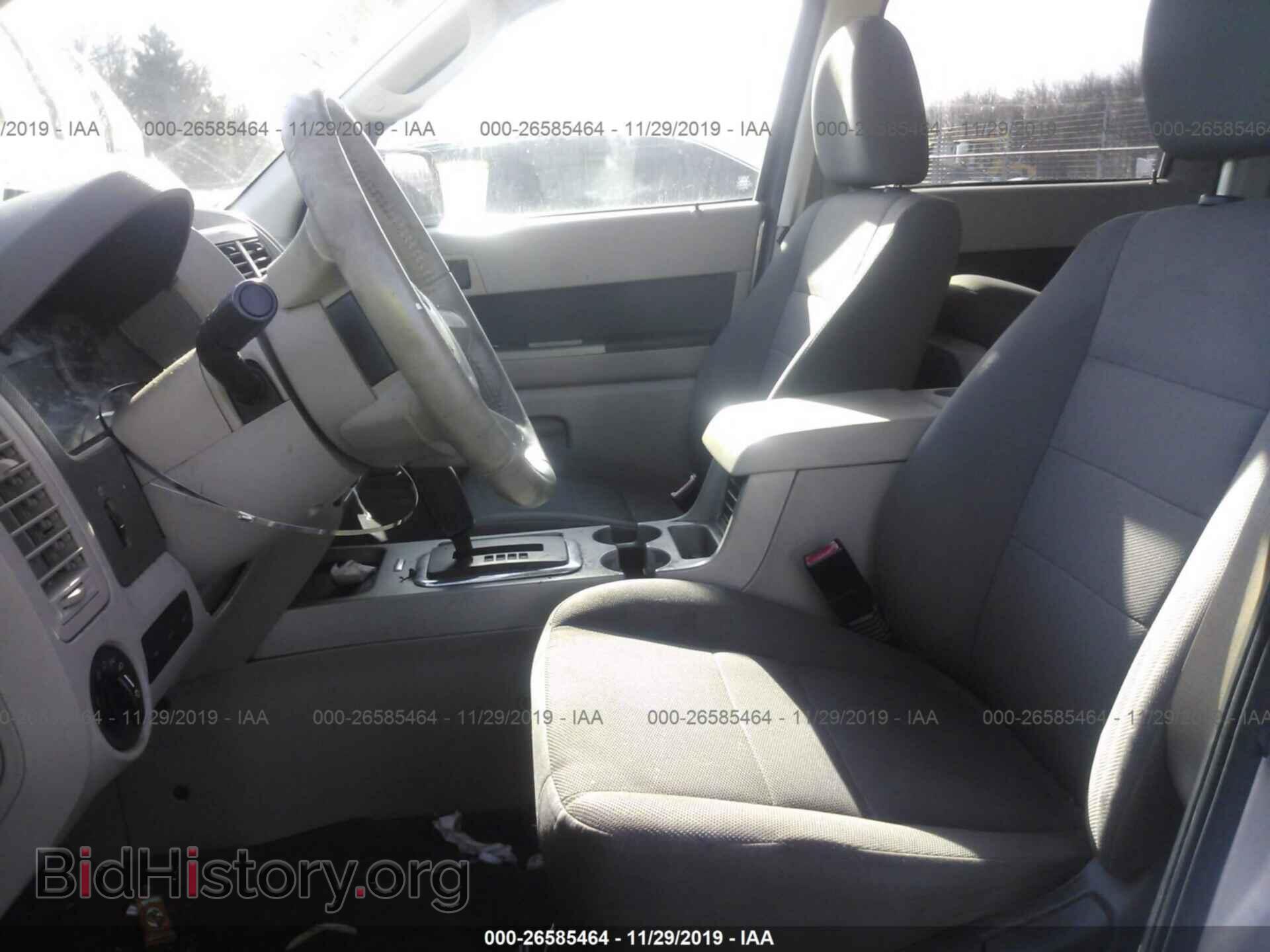 2009 Ford Escape - VIN: 1FMCU93739KB79162 - Фото 5