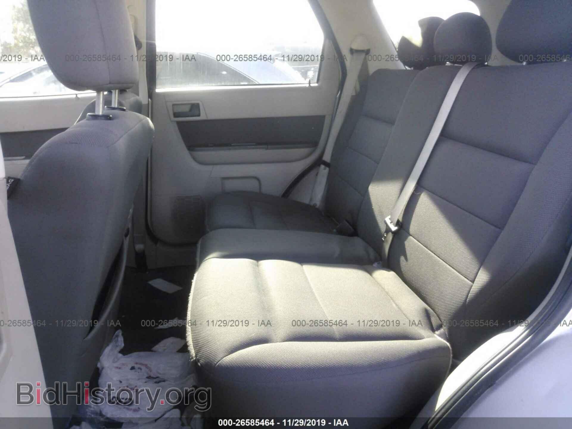 2009 Ford Escape - VIN: 1FMCU93739KB79162 - Фото 8