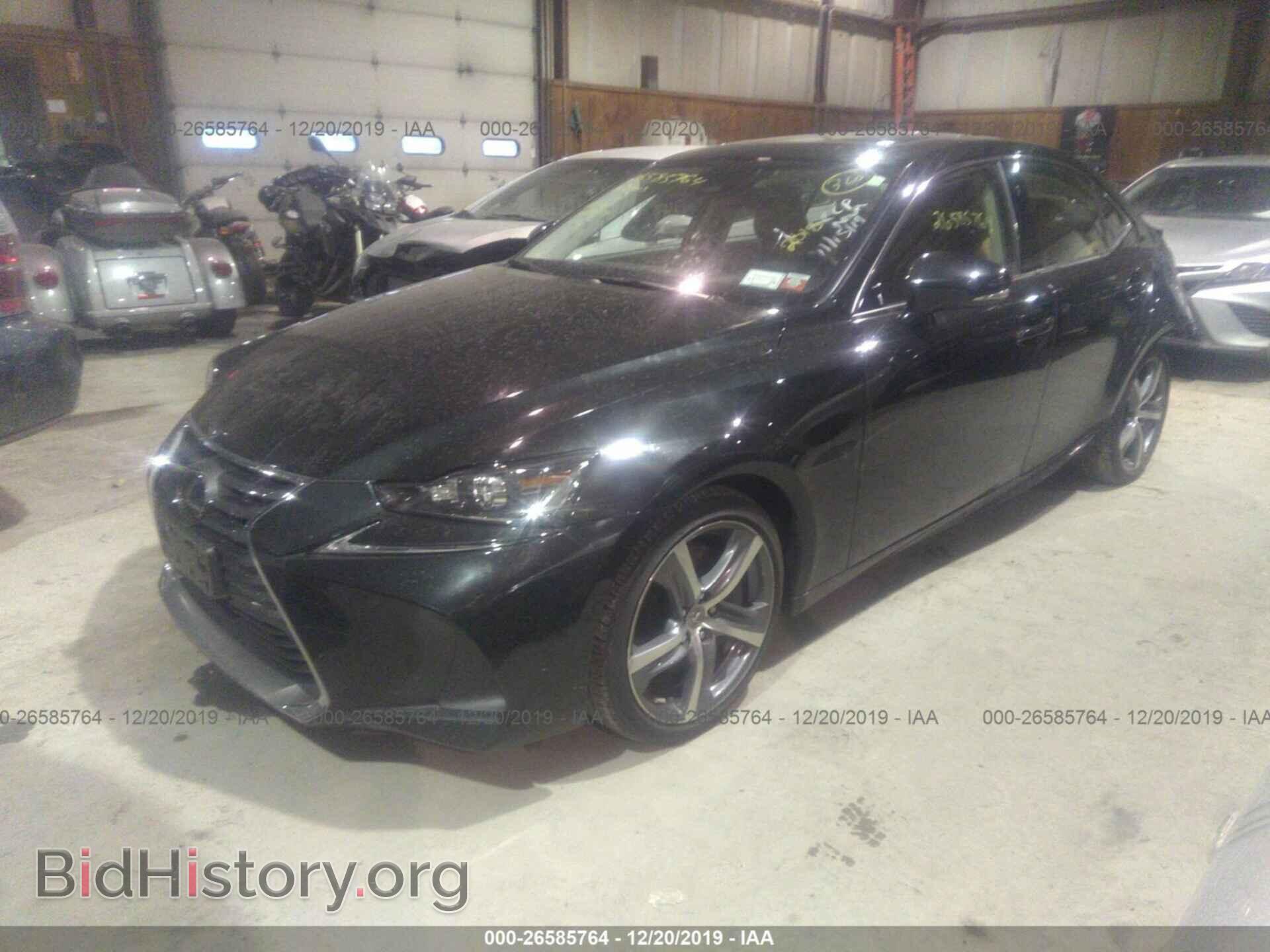 2018 LEXUS IS - VIN: JTHC81D28J5032768 - Фото 2