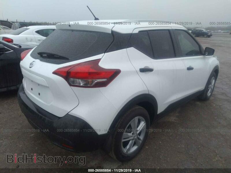 2019 Nissan KICKS (VIN 3N1CP5CU3KL492665) — photo 4 of 11