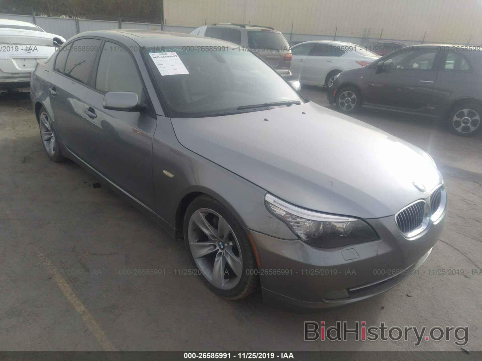 Photo WBANU53548CT00114 - BMW 528 2008