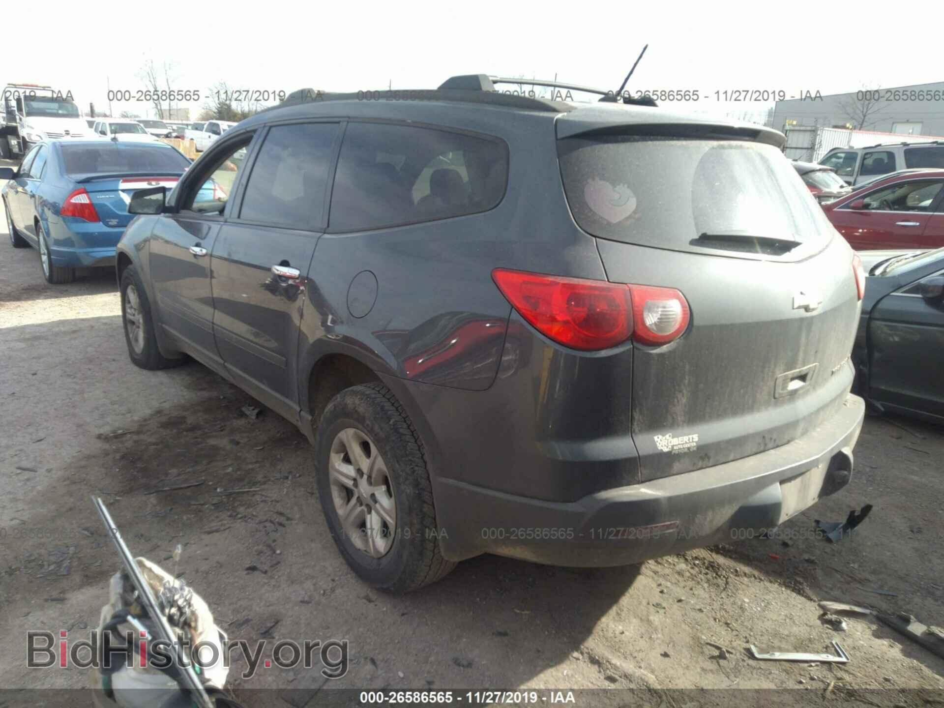 2012 CHEVROLET TRAVERSE - VIN: 1GNKRFED5CJ329182 - Фото 3