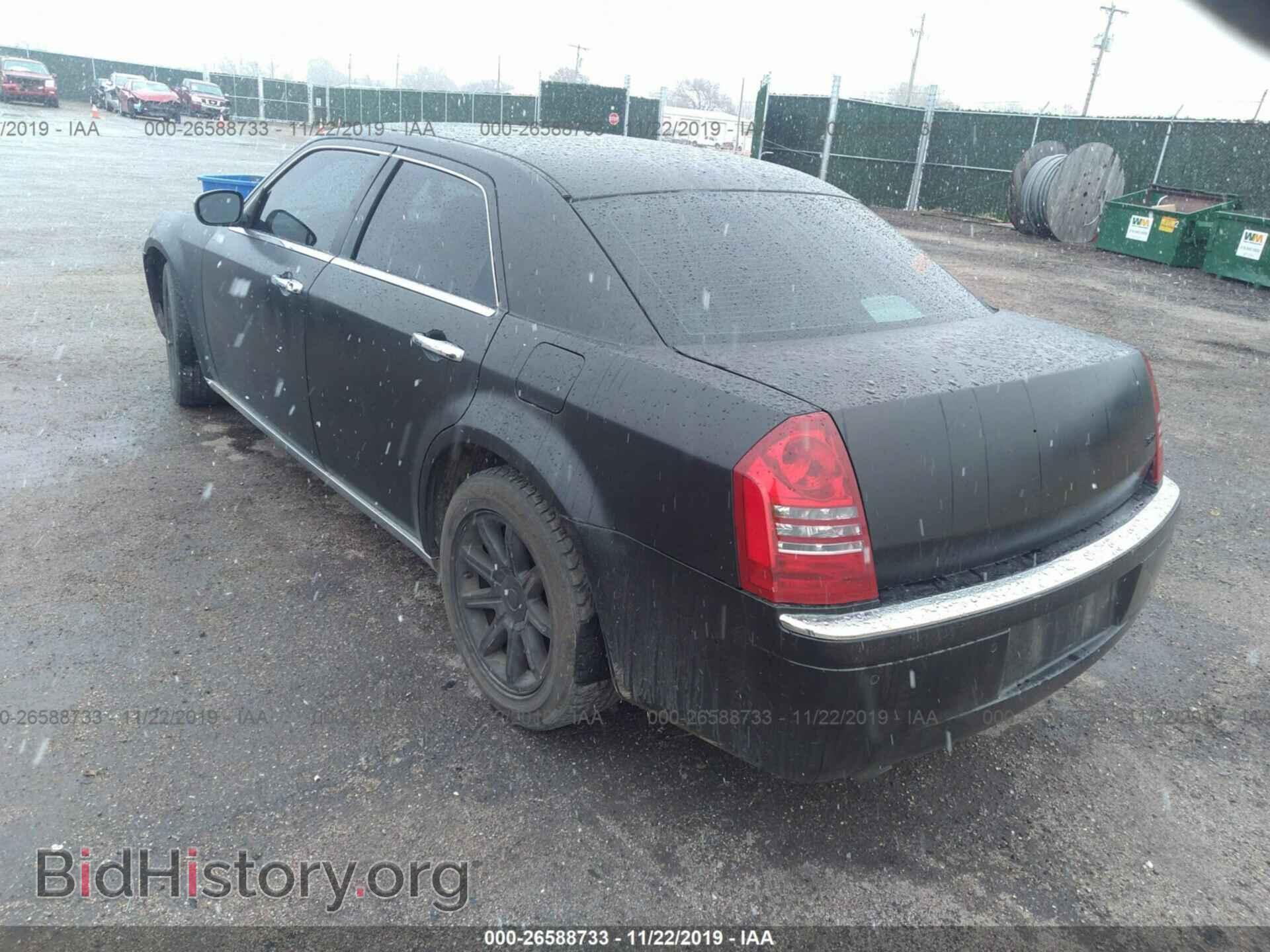 2005 CHRYSLER 300C - VIN: 2C3AA63H55H105954 - Фото 3