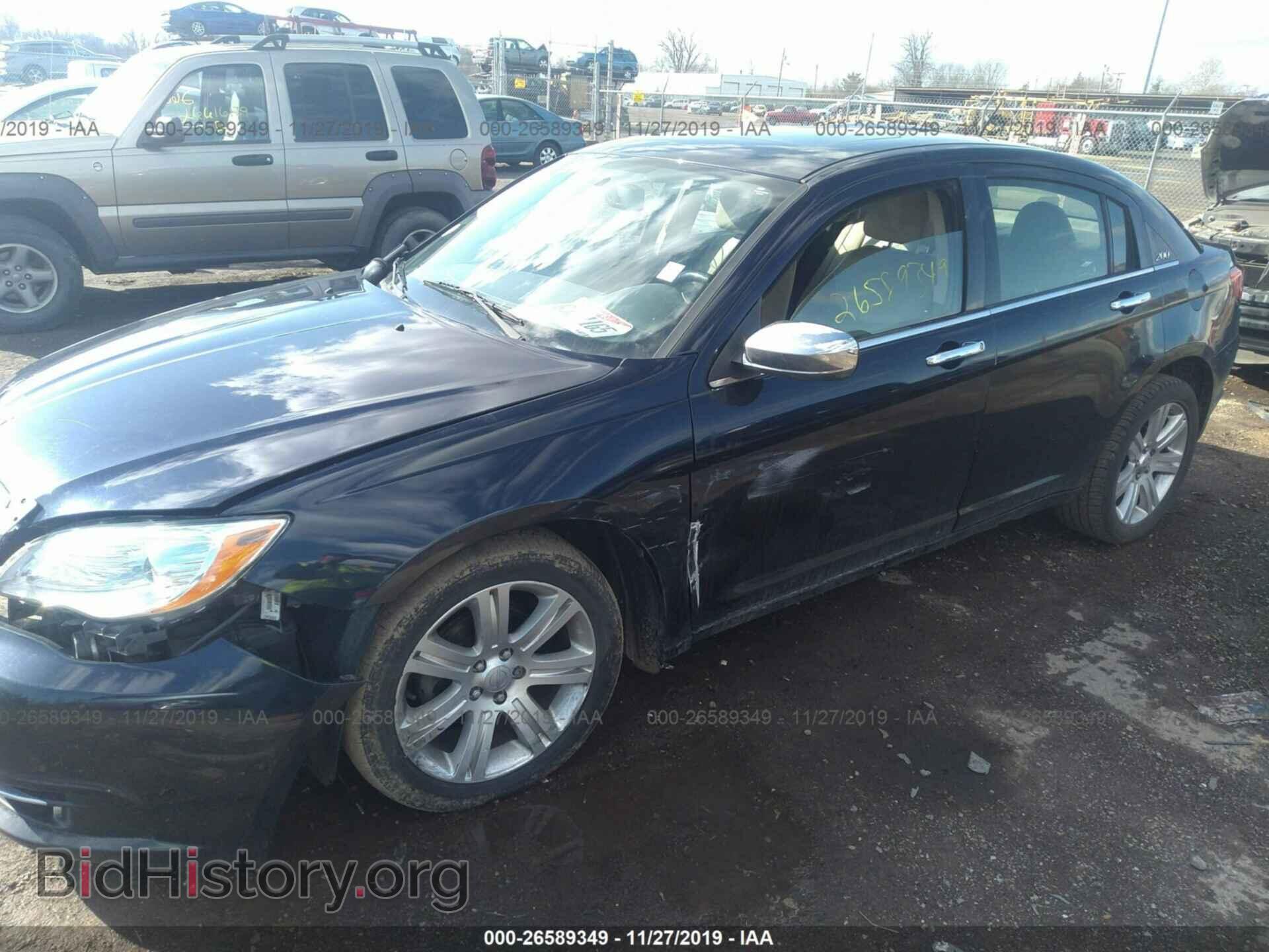 2012 CHRYSLER 200 - VIN: 1C3CCBCG5CN124673 - Фото 2