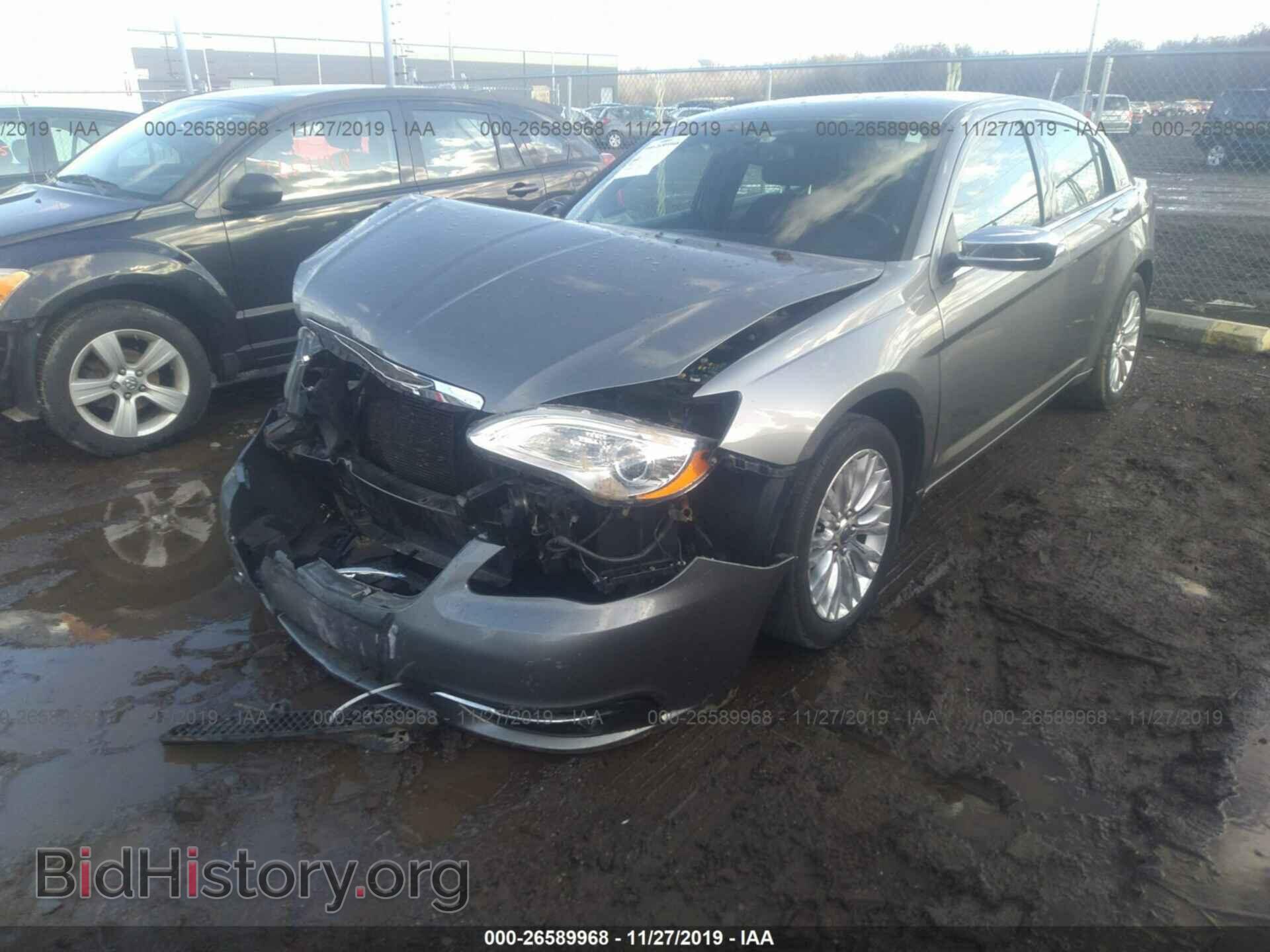 2011 CHRYSLER 200 - VIN: 1C3BC2FB9BN604905 - Photo 2