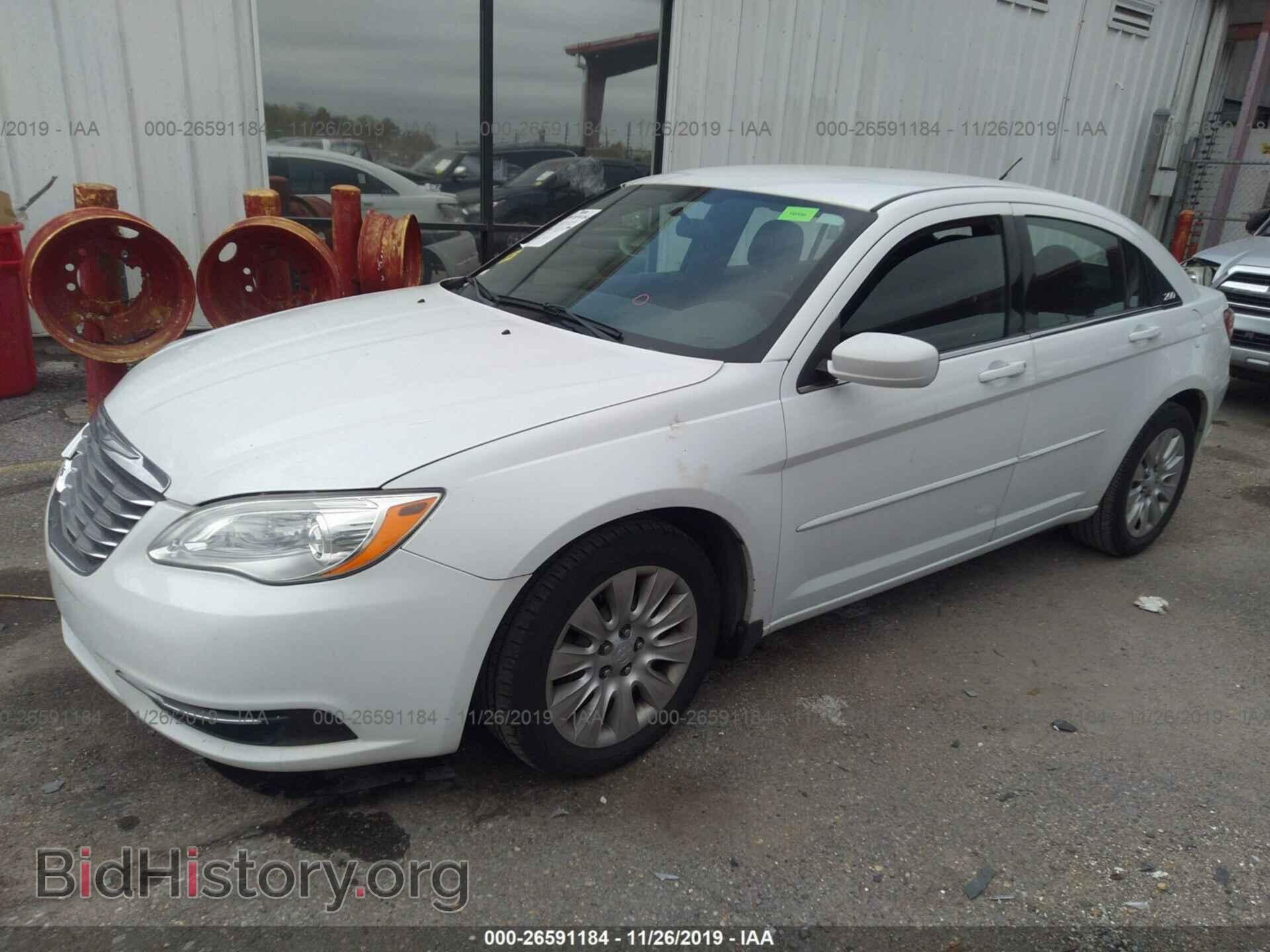 2012 Chrysler 200 - VIN: 1C3CCBAB6CN228905 - Фото 2