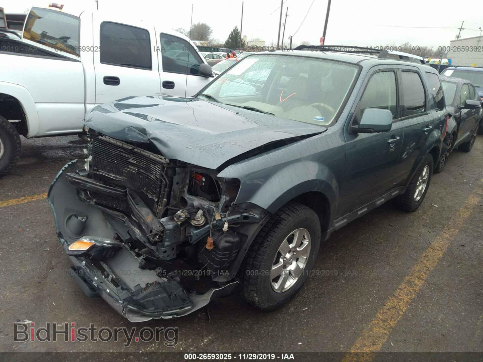 2011 Ford Escape - VIN: 1FMCU0E79BKC25009 - Фото 2