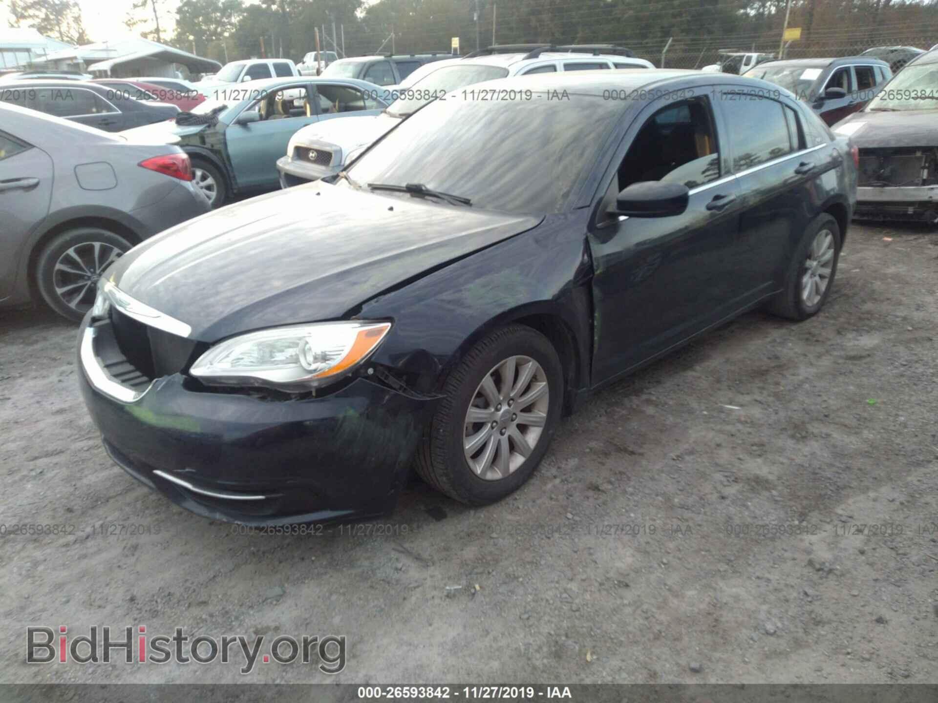 2013 CHRYSLER 200 - VIN: 1C3CCBBB7DN546063 - Фото 2
