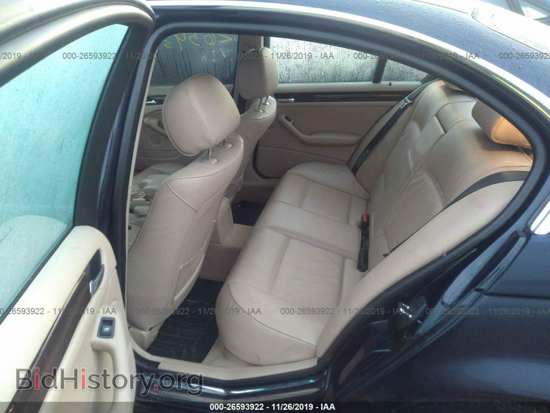 2002 BMW 330 - VIN: WBAEW53412PG19121 - Photo 8